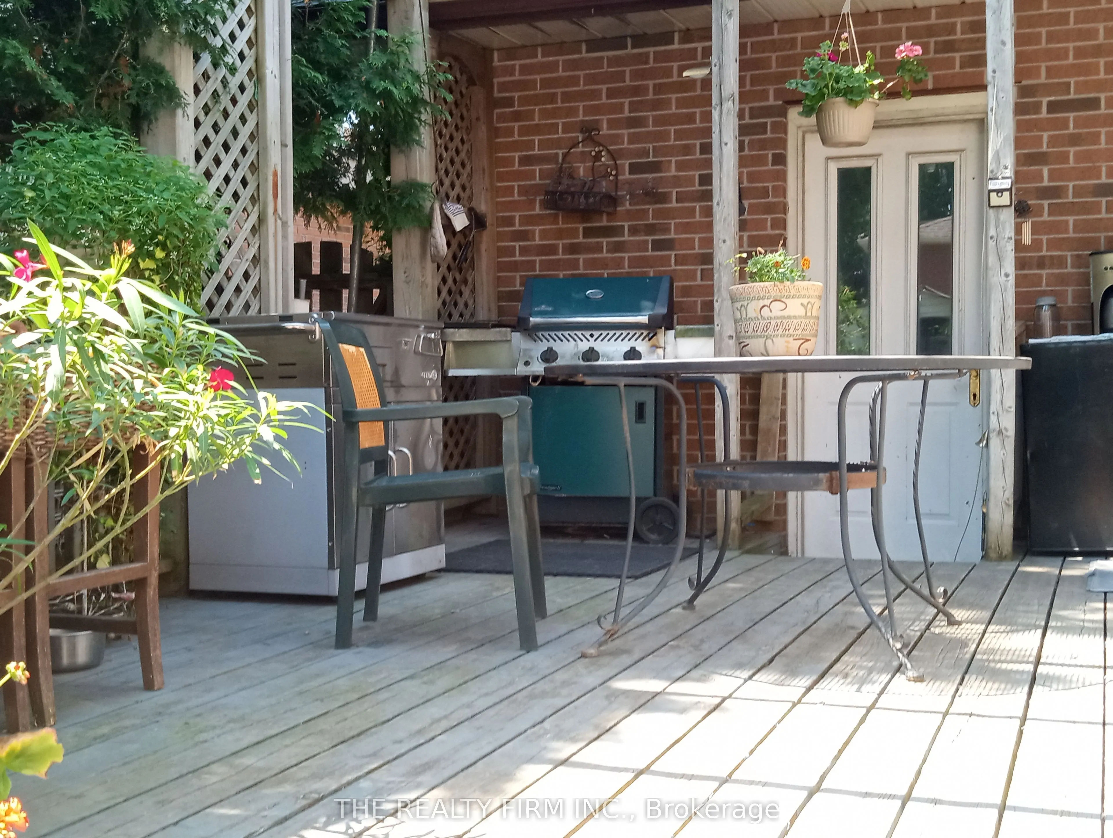 1132 Iroquois Crescent