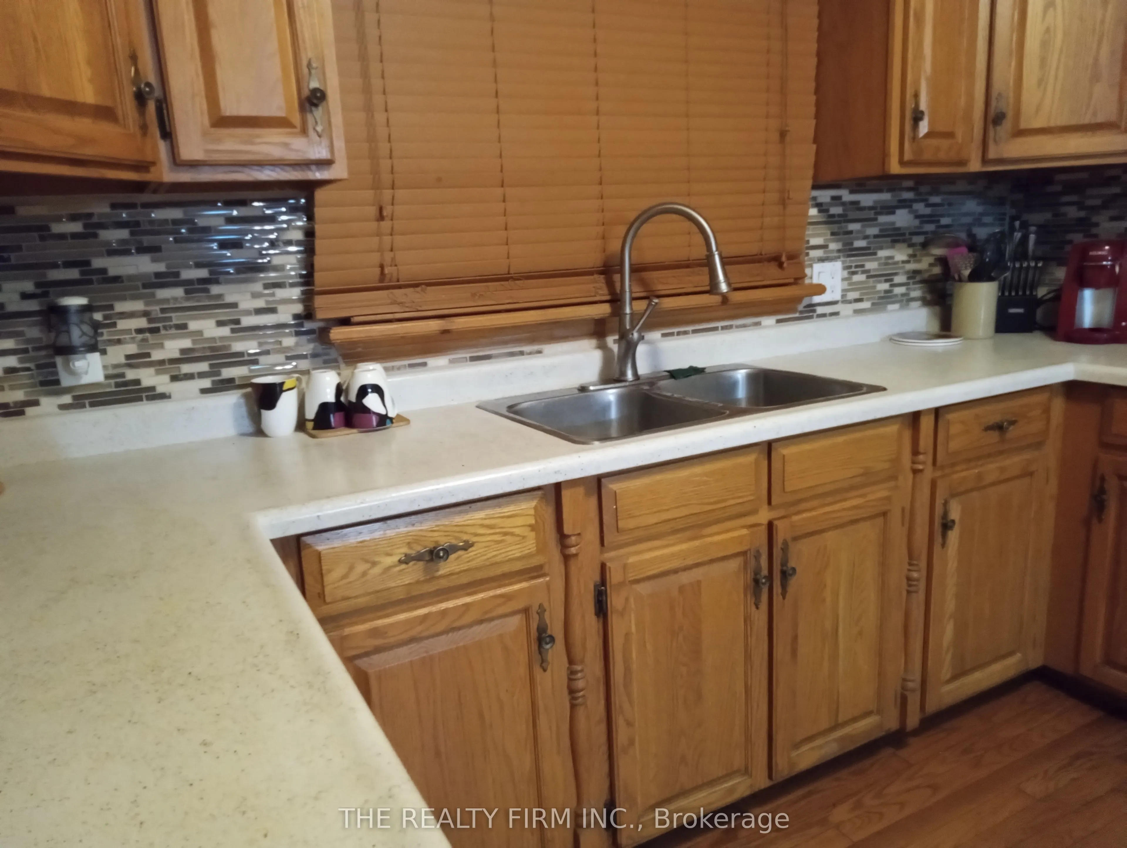 1132 Iroquois Crescent