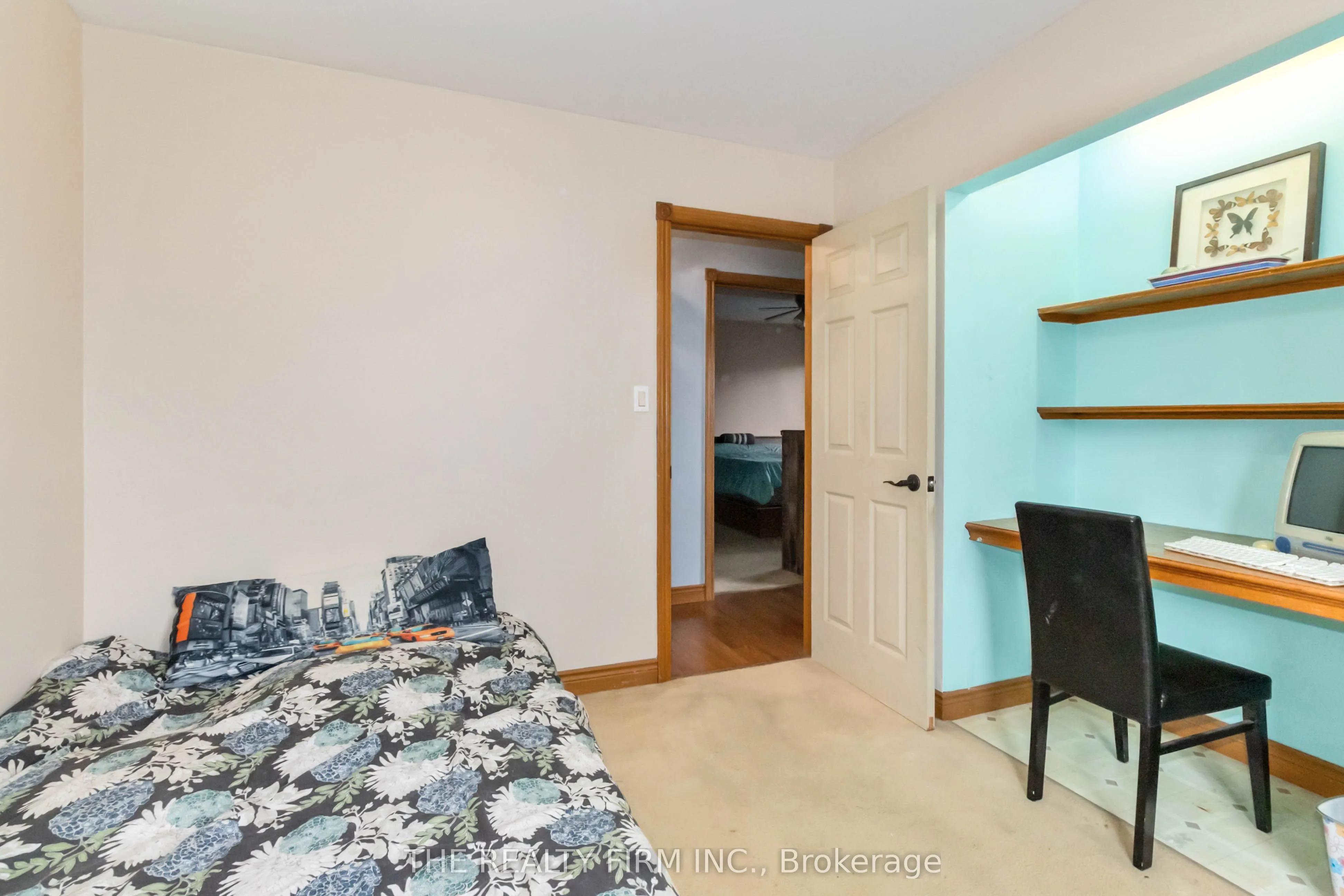 1132 Iroquois Crescent