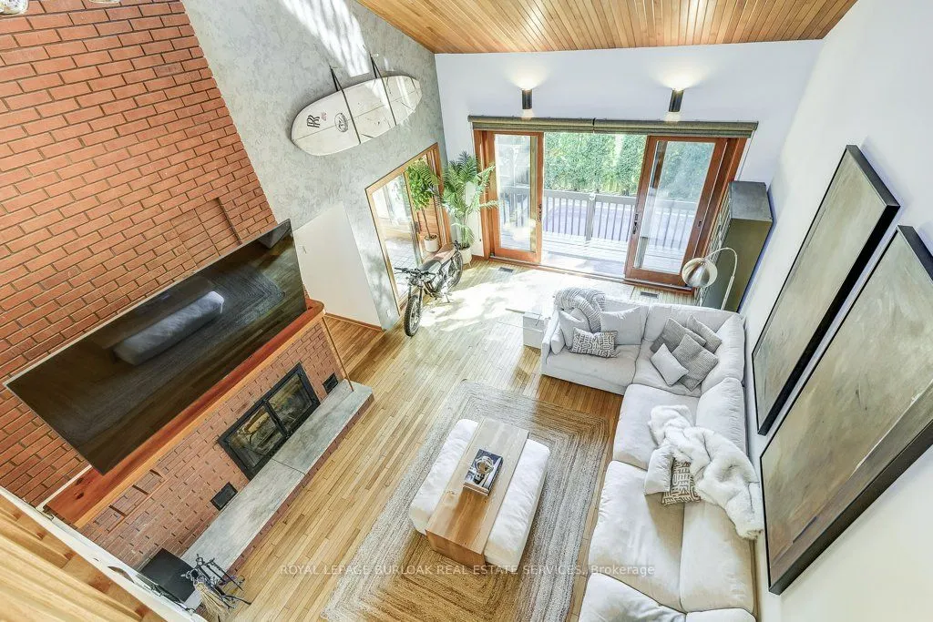 9 Foresthill Crescent