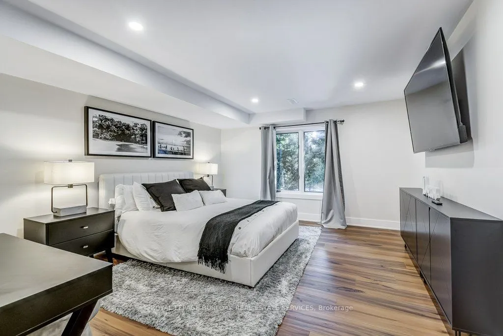 9 Foresthill Crescent