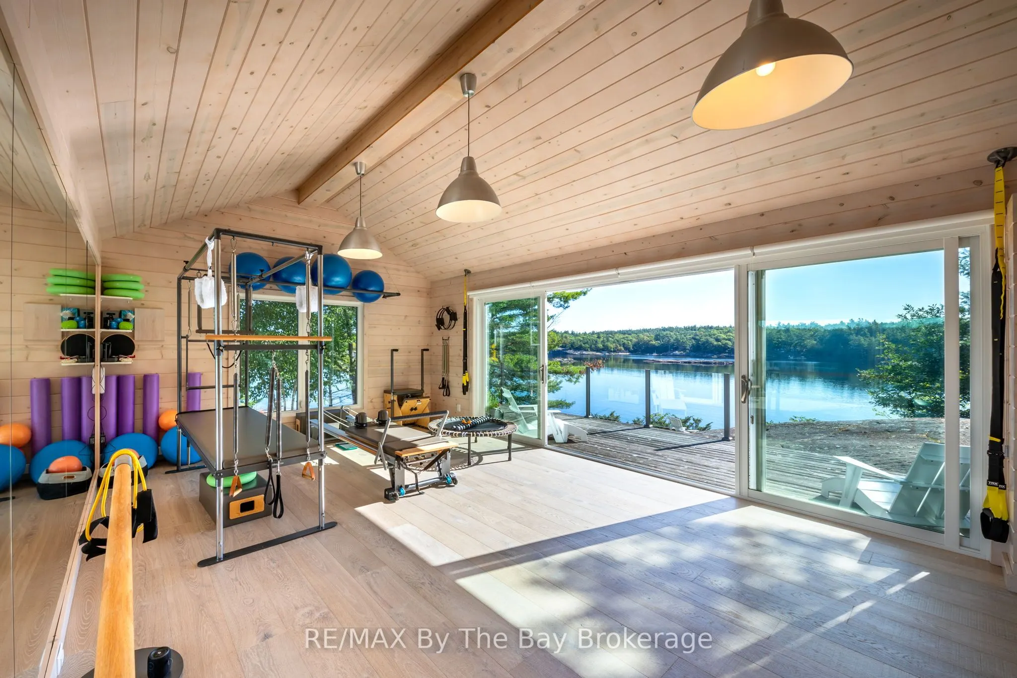 18152 Georgian Bay Shore