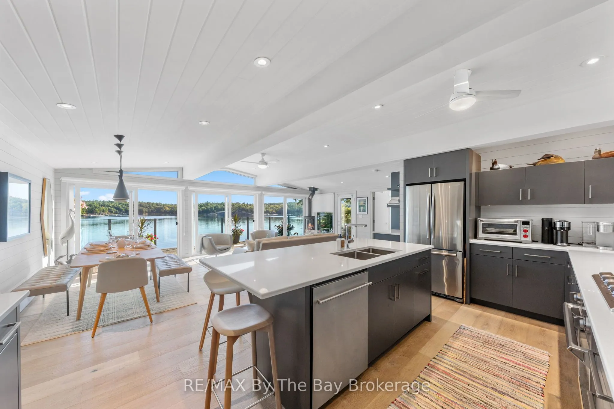 18152 Georgian Bay Shore