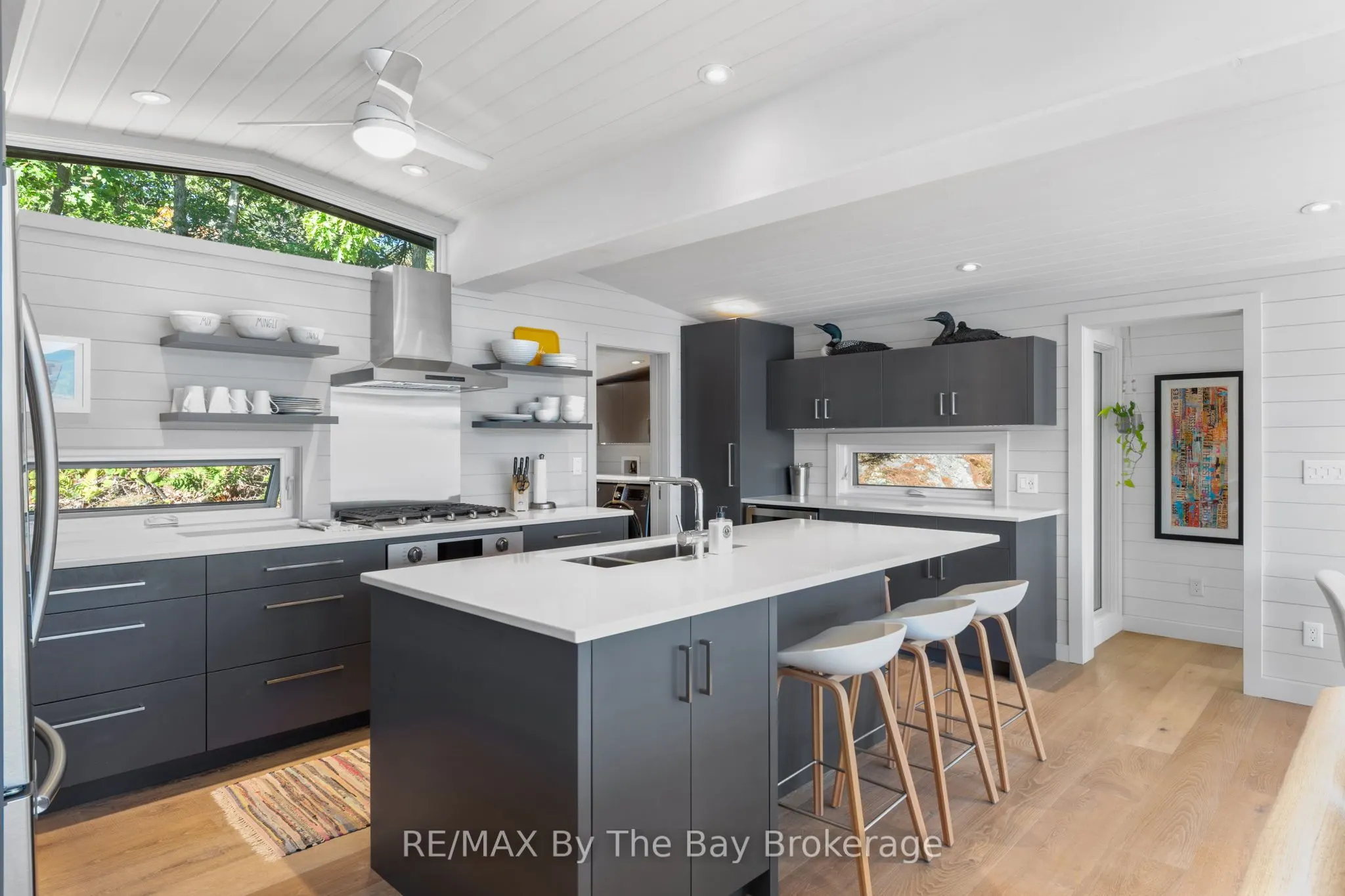 18152 Georgian Bay Shore