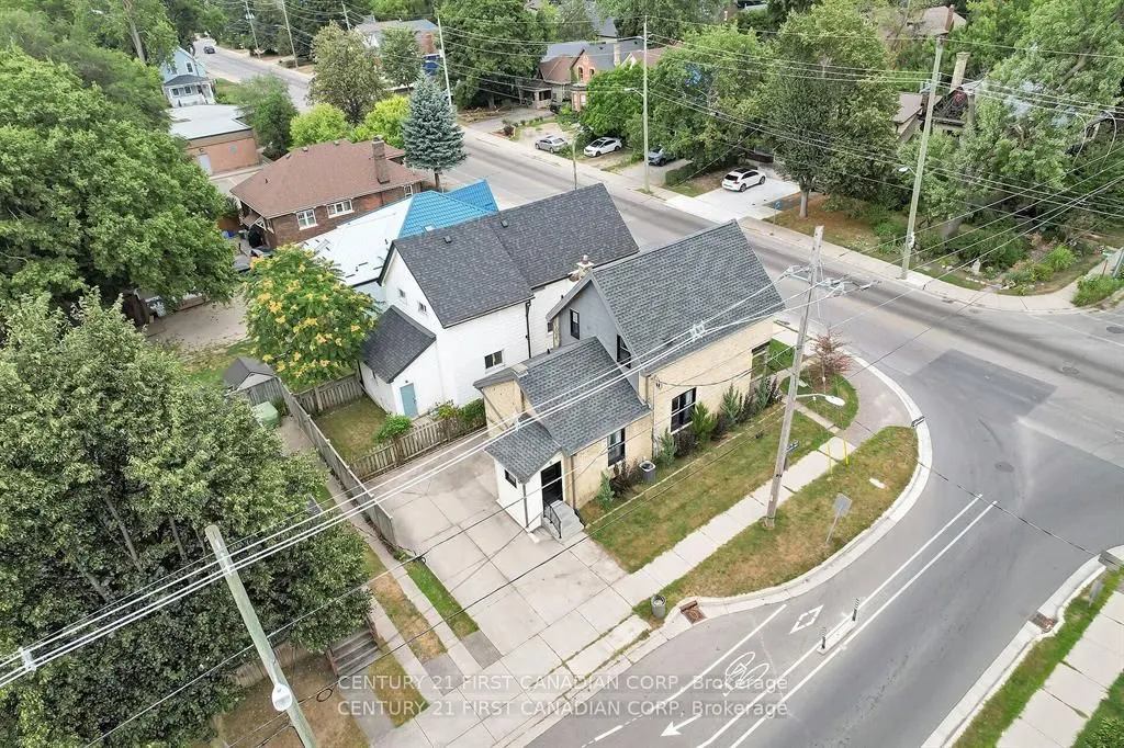 453 Quebec Street