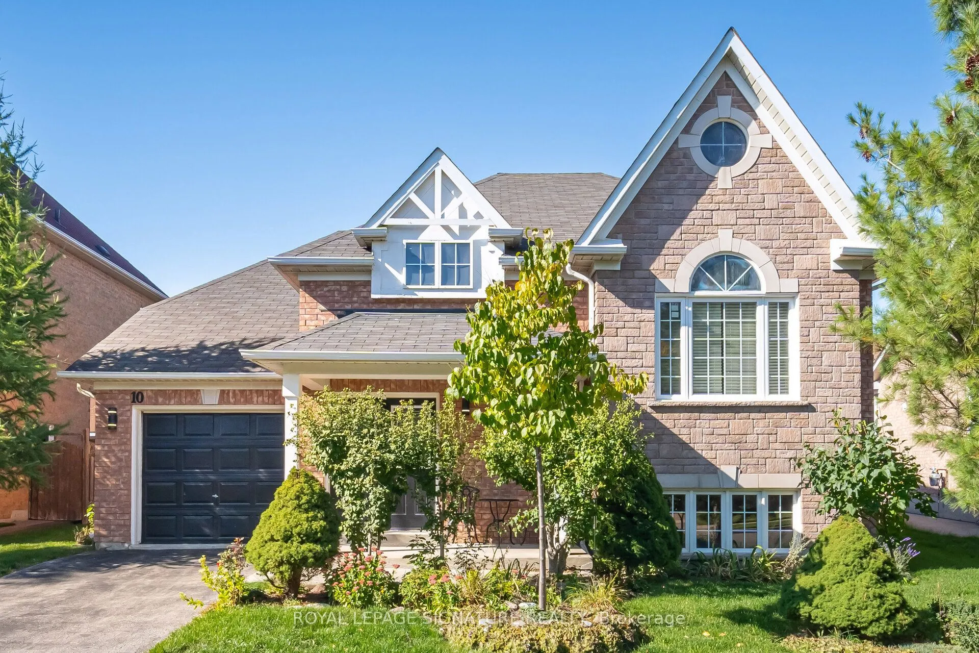 10 Banks Drive