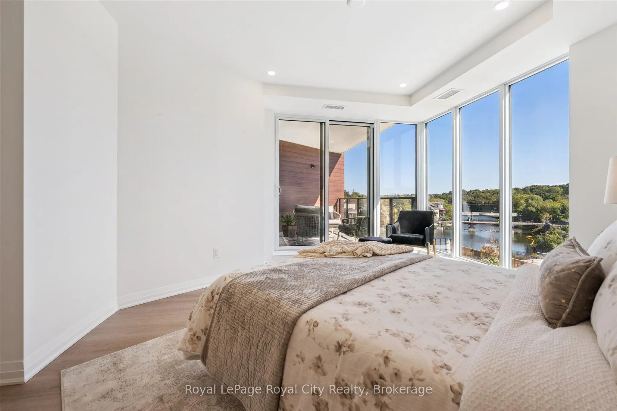 6523 Wellington Road 7 Road, #324