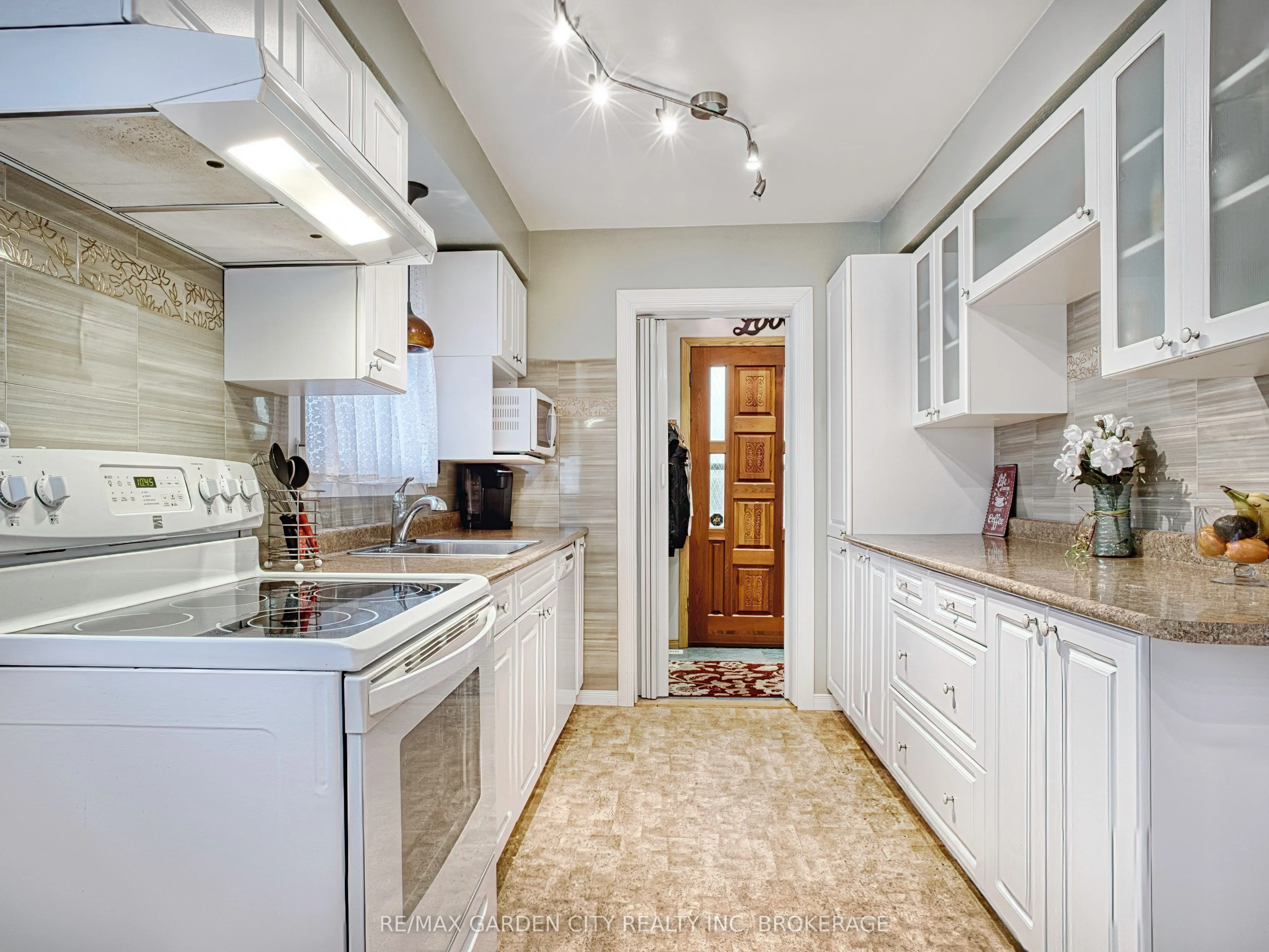38 Cypress Street, #MAIN