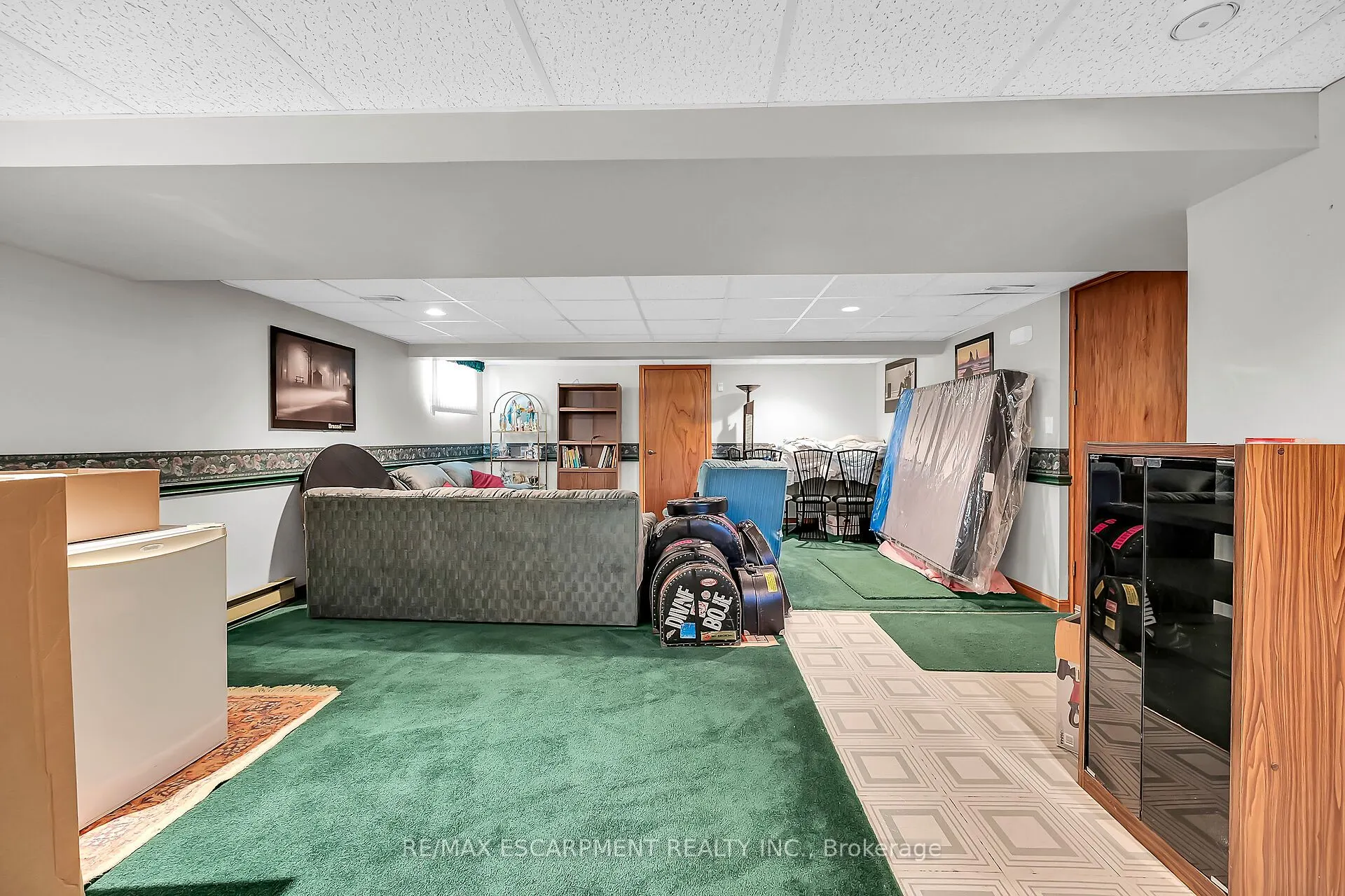 65 Ellington Avenue