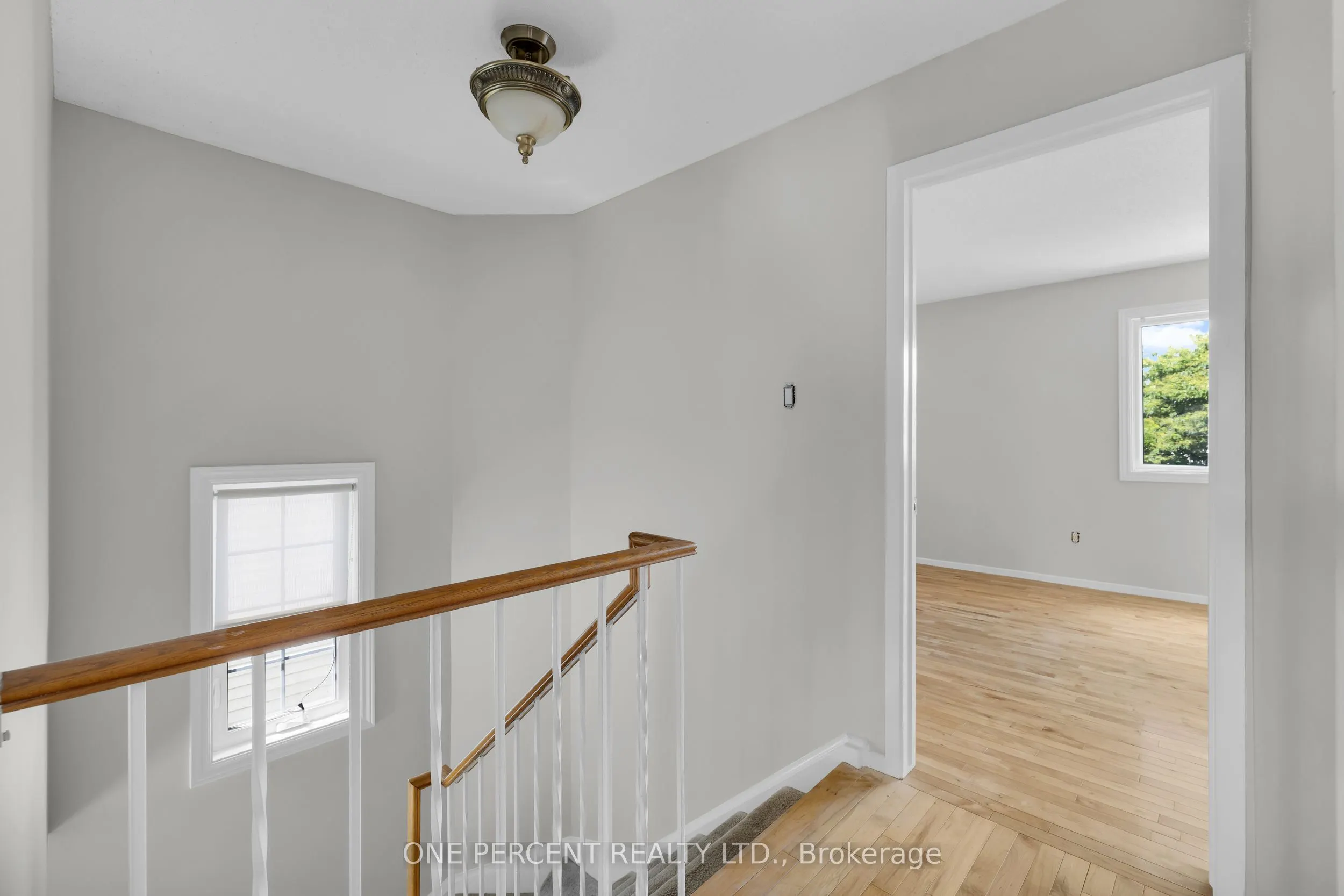 28 Chickasaw Crescent