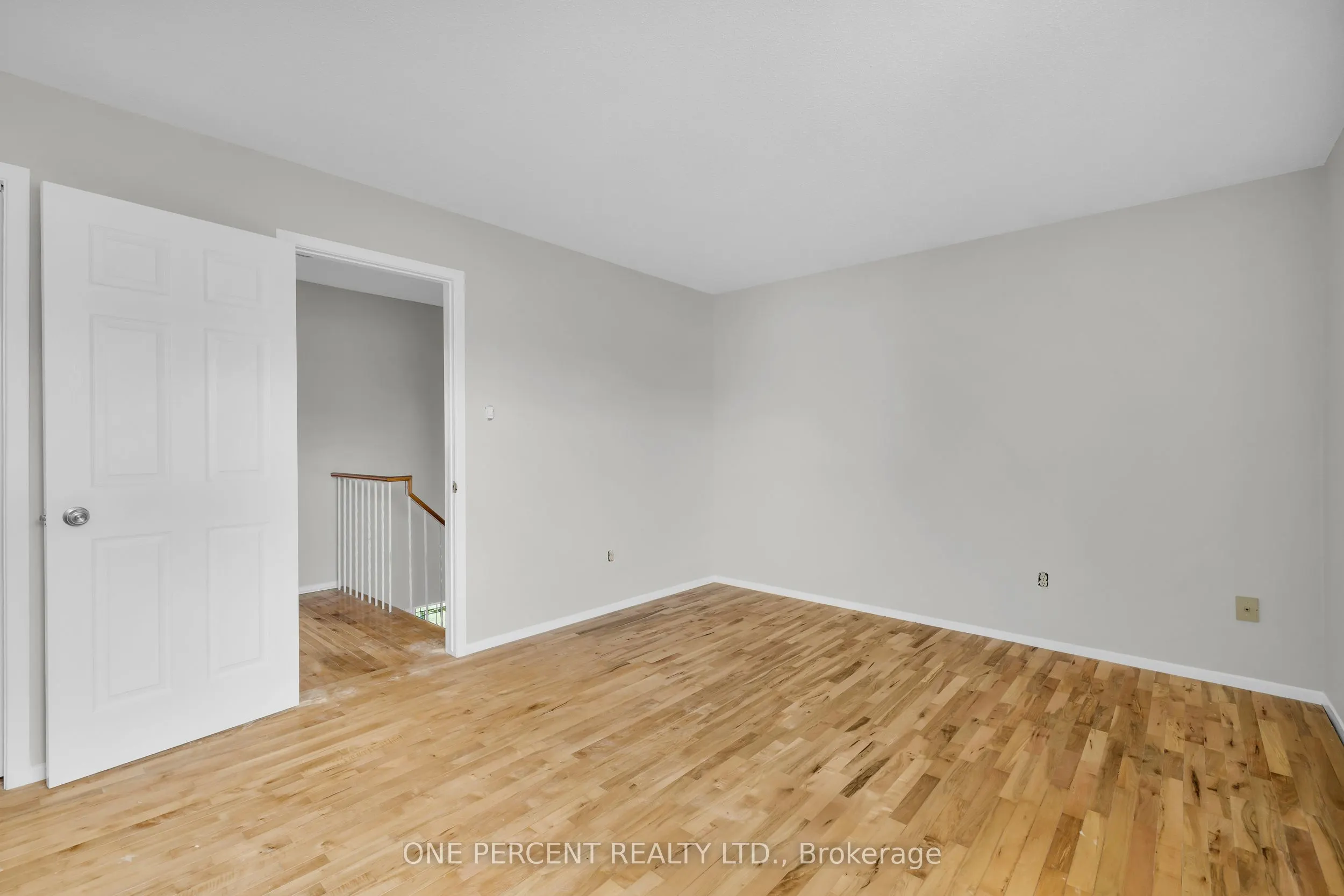 28 Chickasaw Crescent