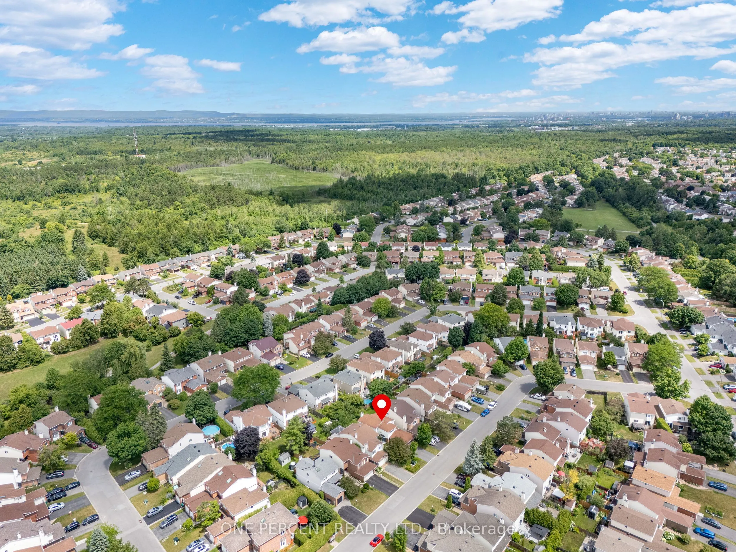 28 Chickasaw Crescent