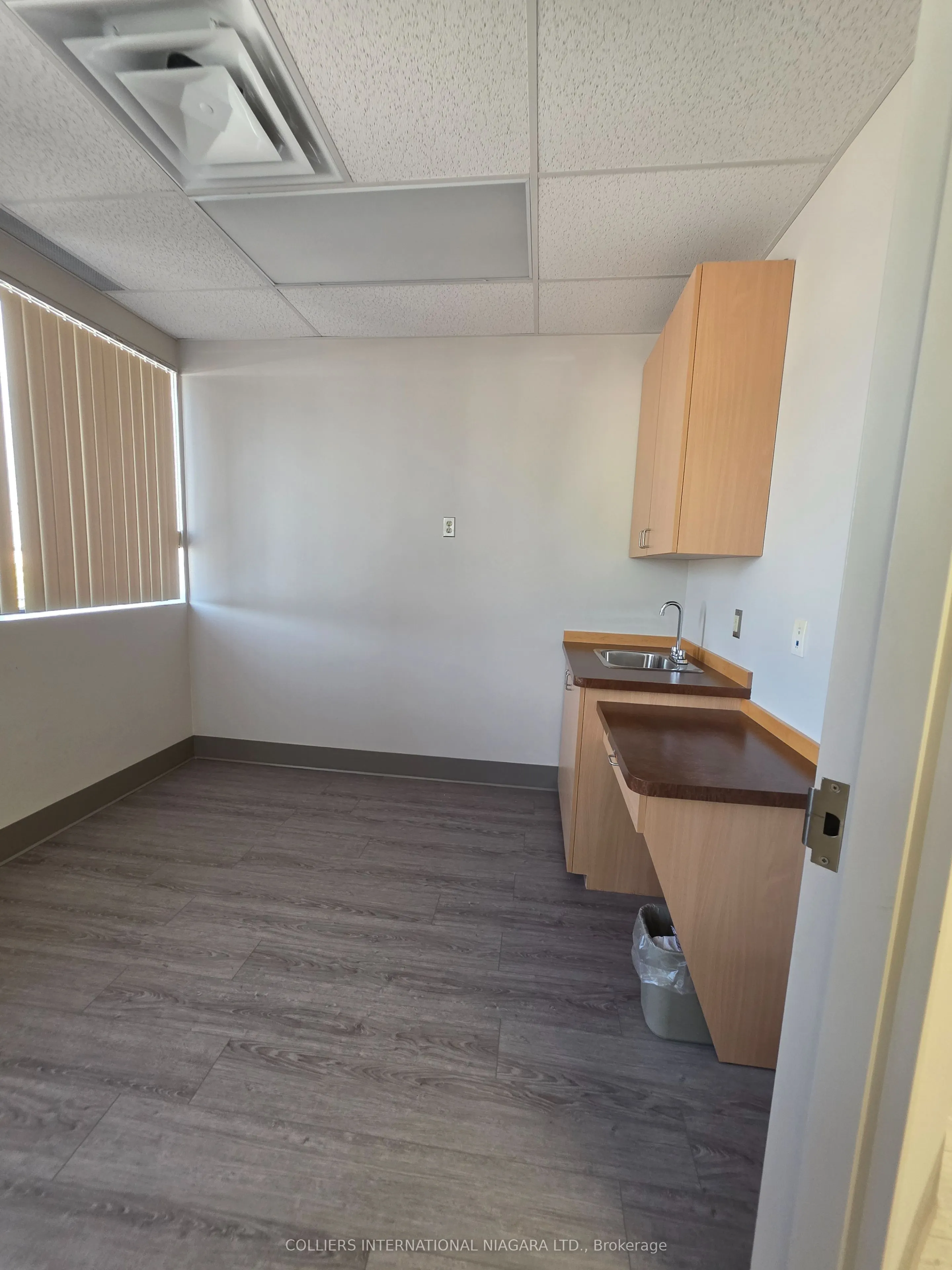 4383 Portage Road, #203