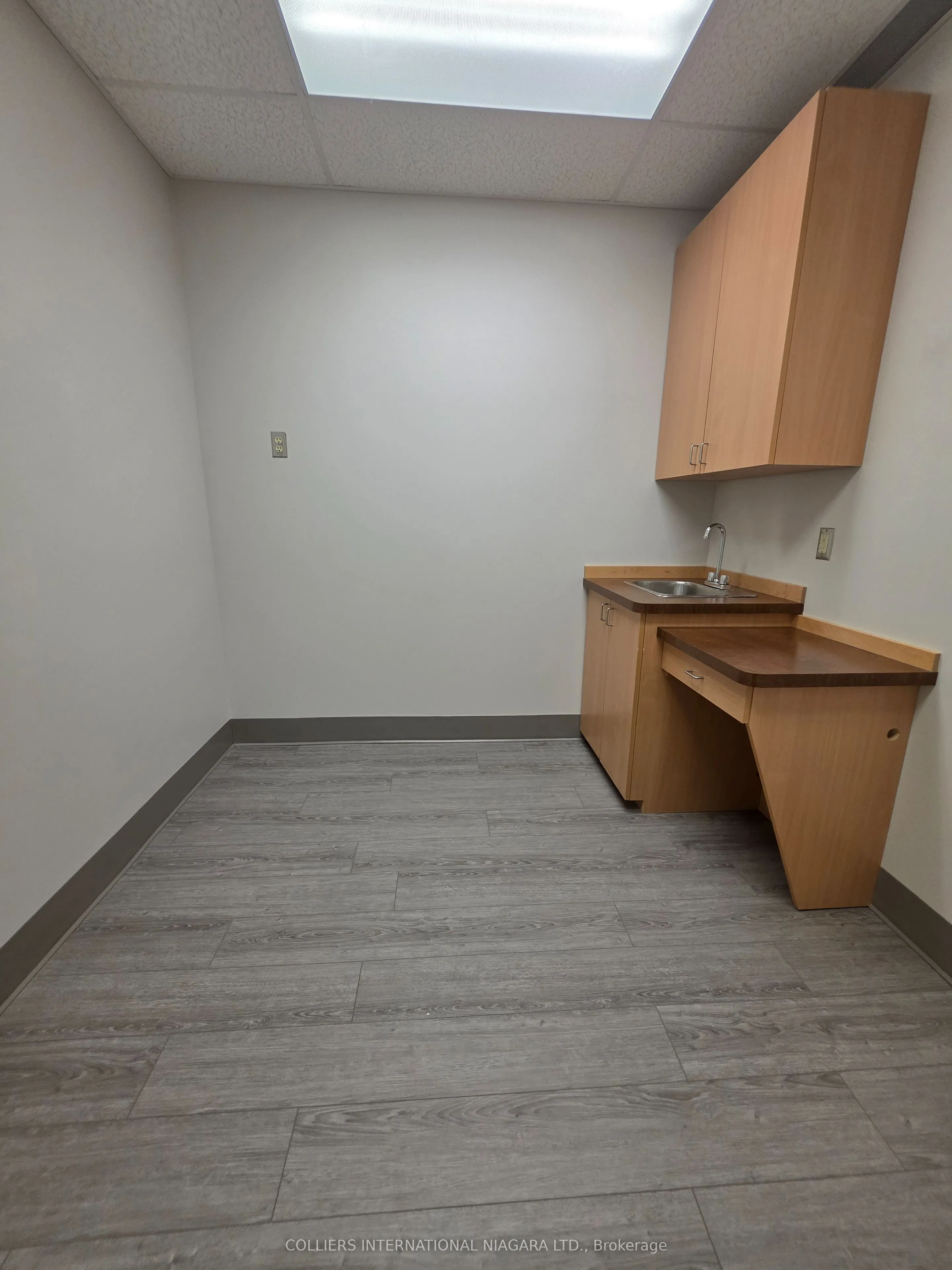 4383 Portage Road, #203