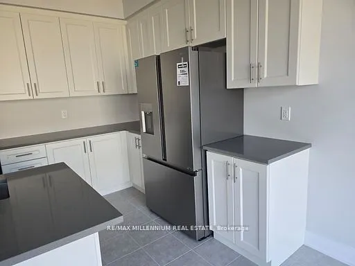 813 Knights Lane