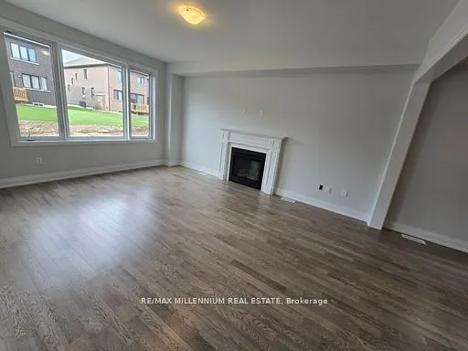 813 Knights Lane