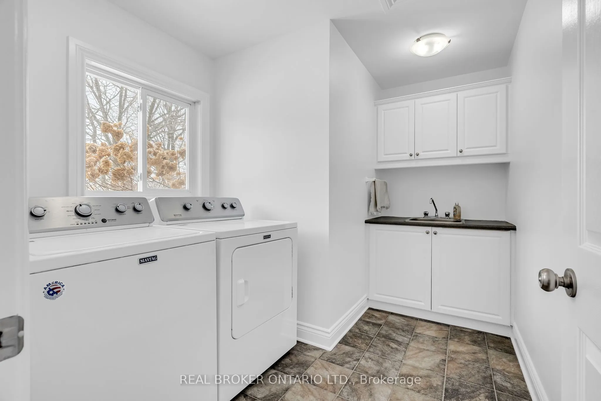 2486 County Rd 18 Concession