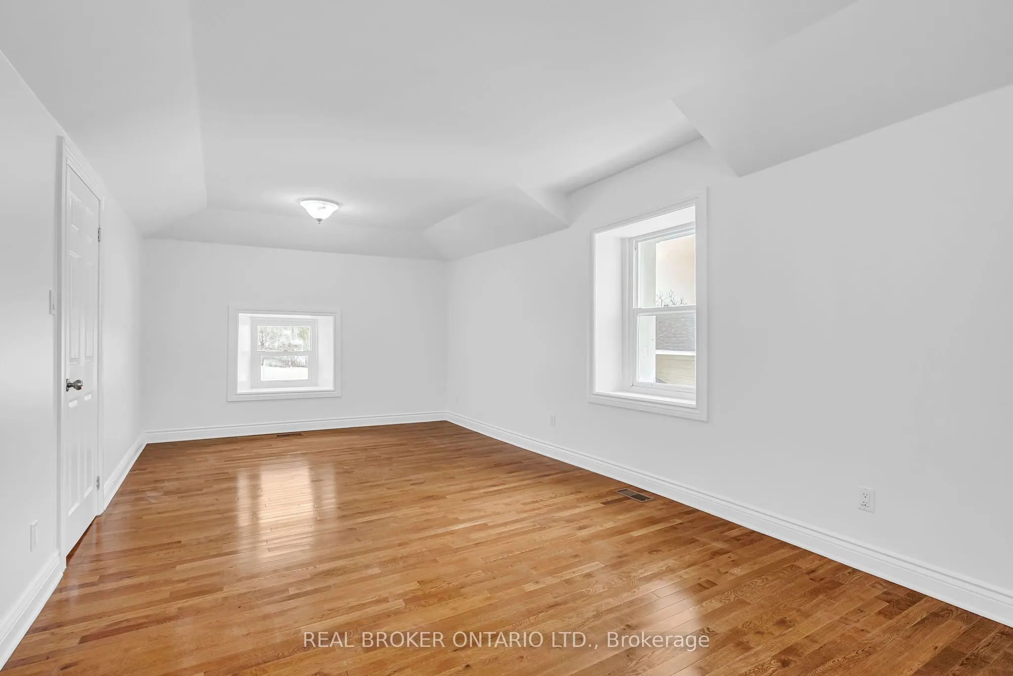 2486 County Rd 18 Concession