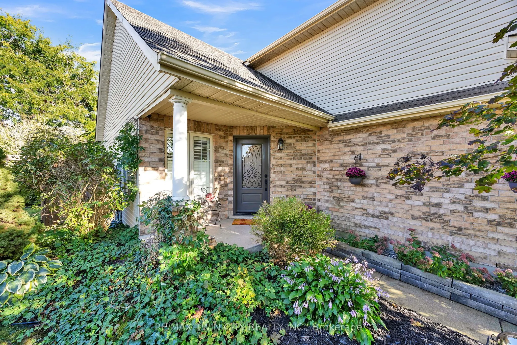 10 Joshua Court