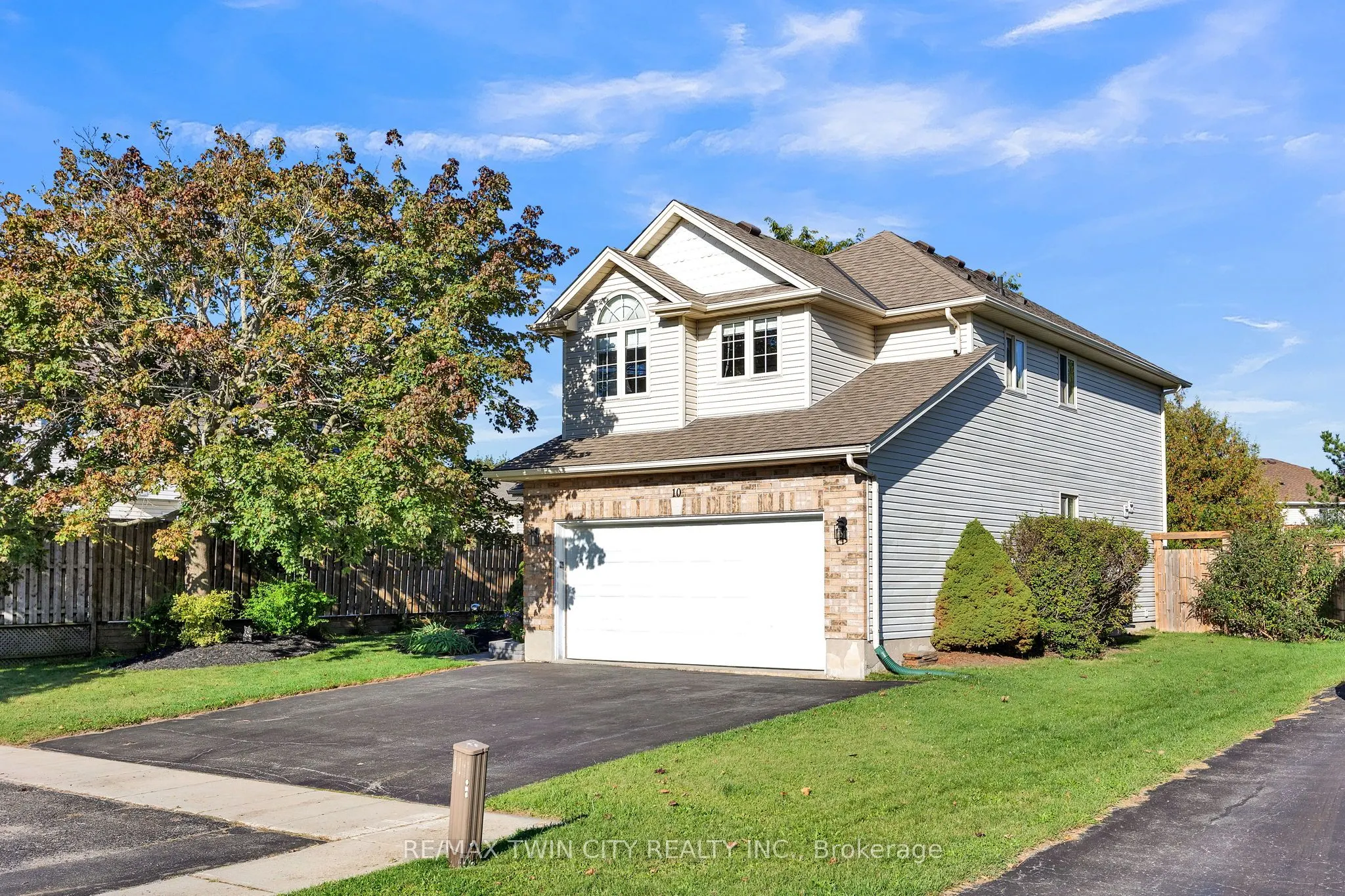 10 Joshua Court
