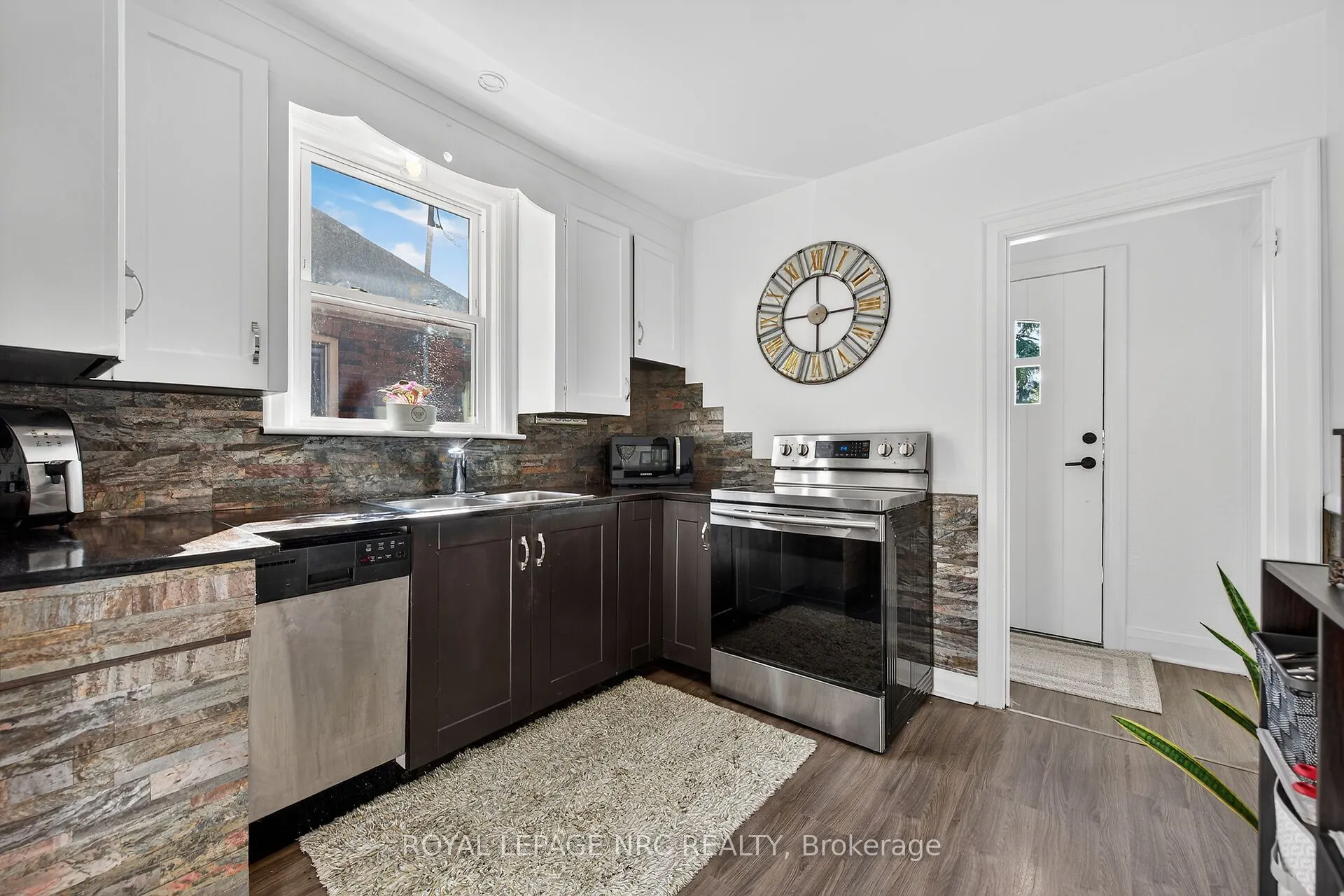 199 West 2nd Street