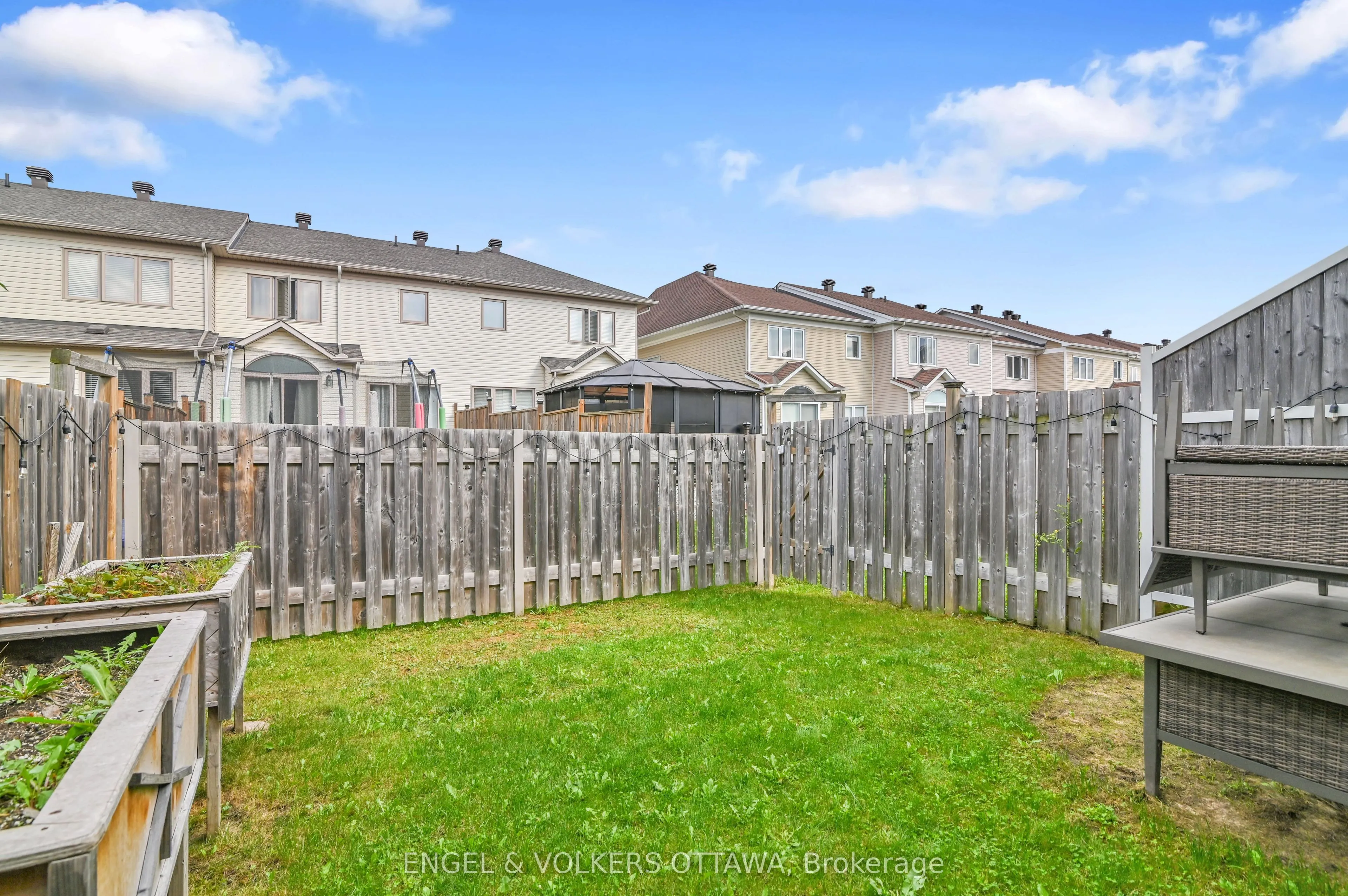 123 Waterfern Way
