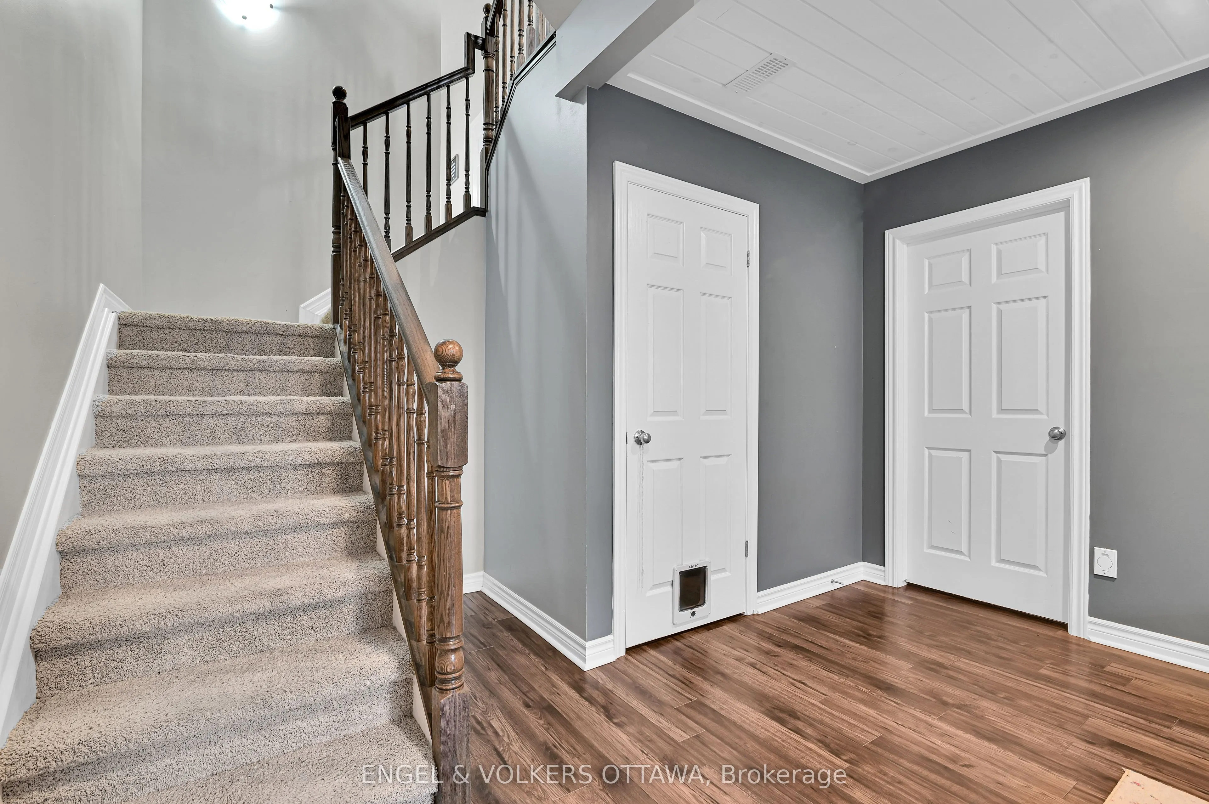 123 Waterfern Way