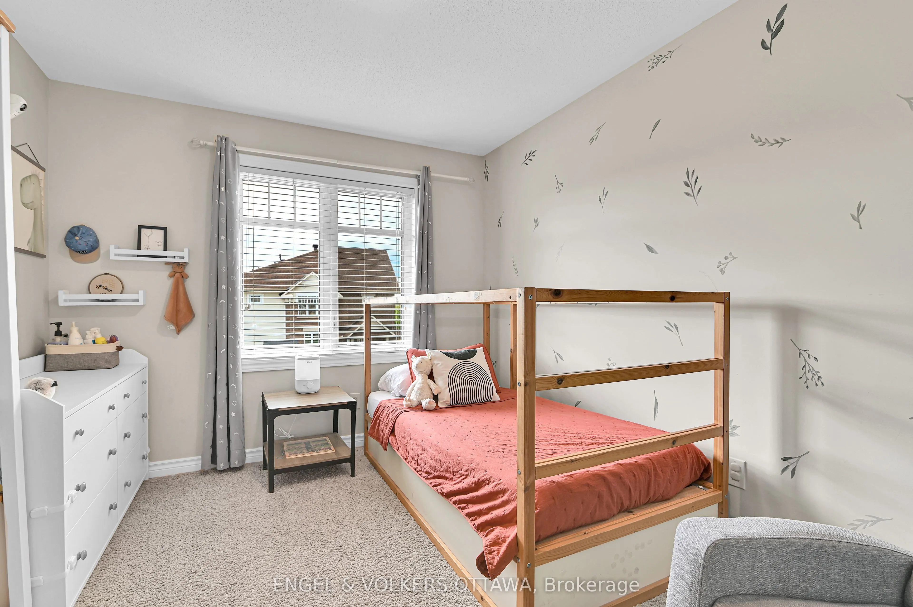 123 Waterfern Way