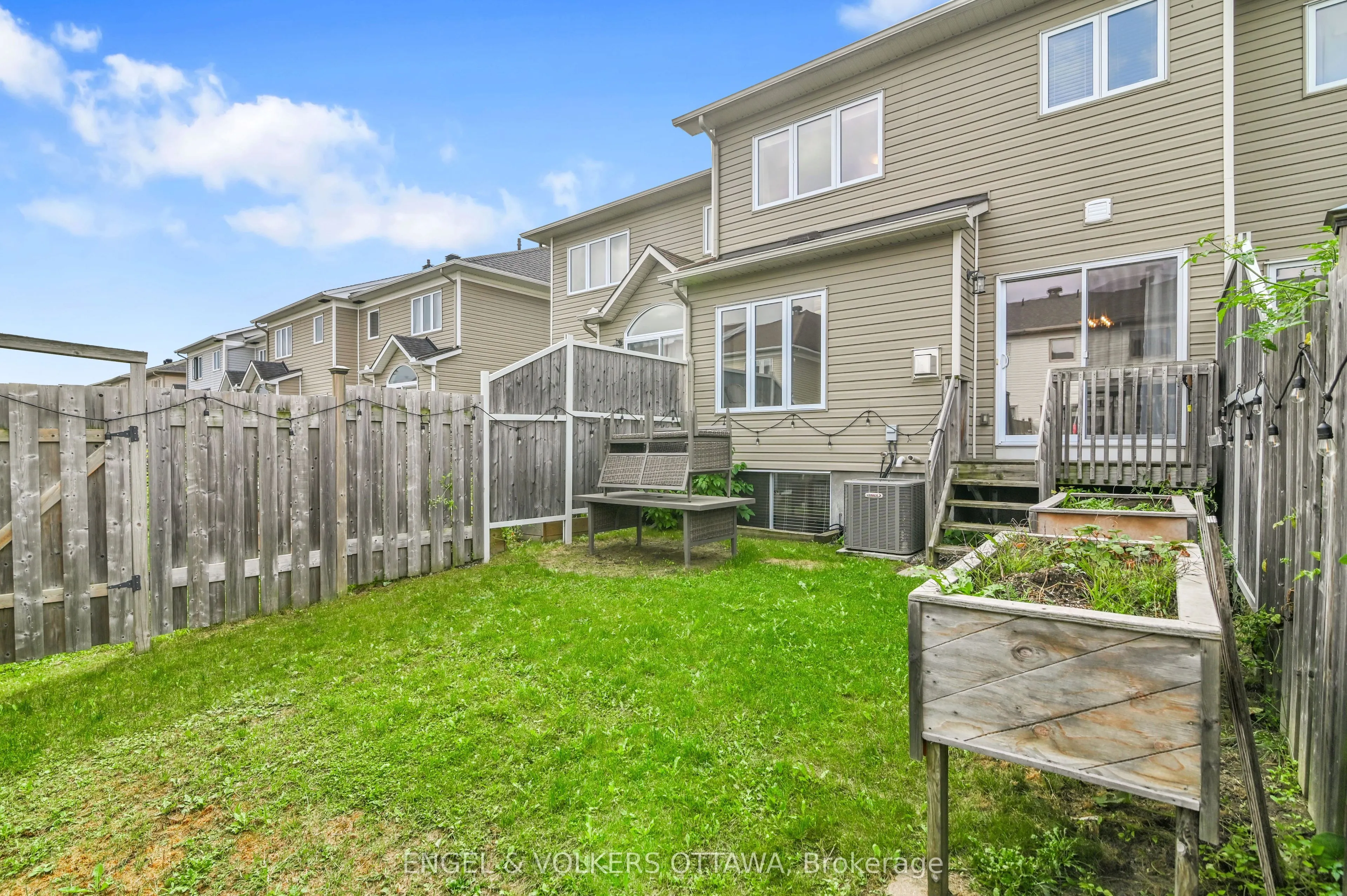 123 Waterfern Way