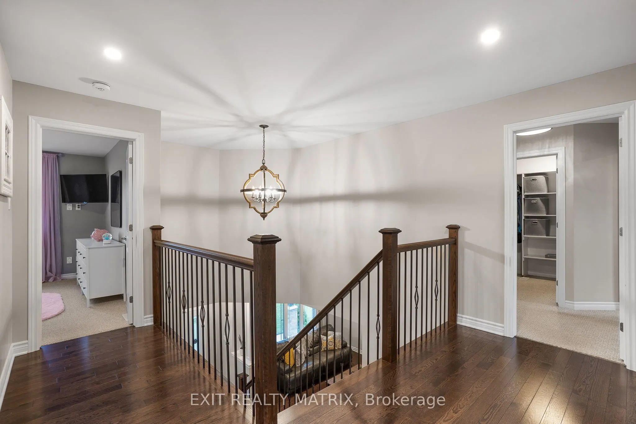 301 Colmar Street