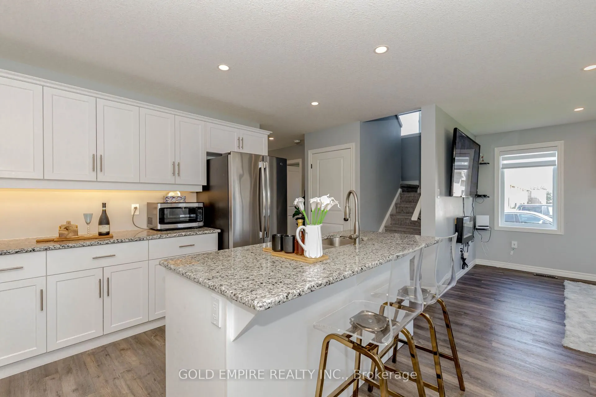 28 MINLER Street, #6