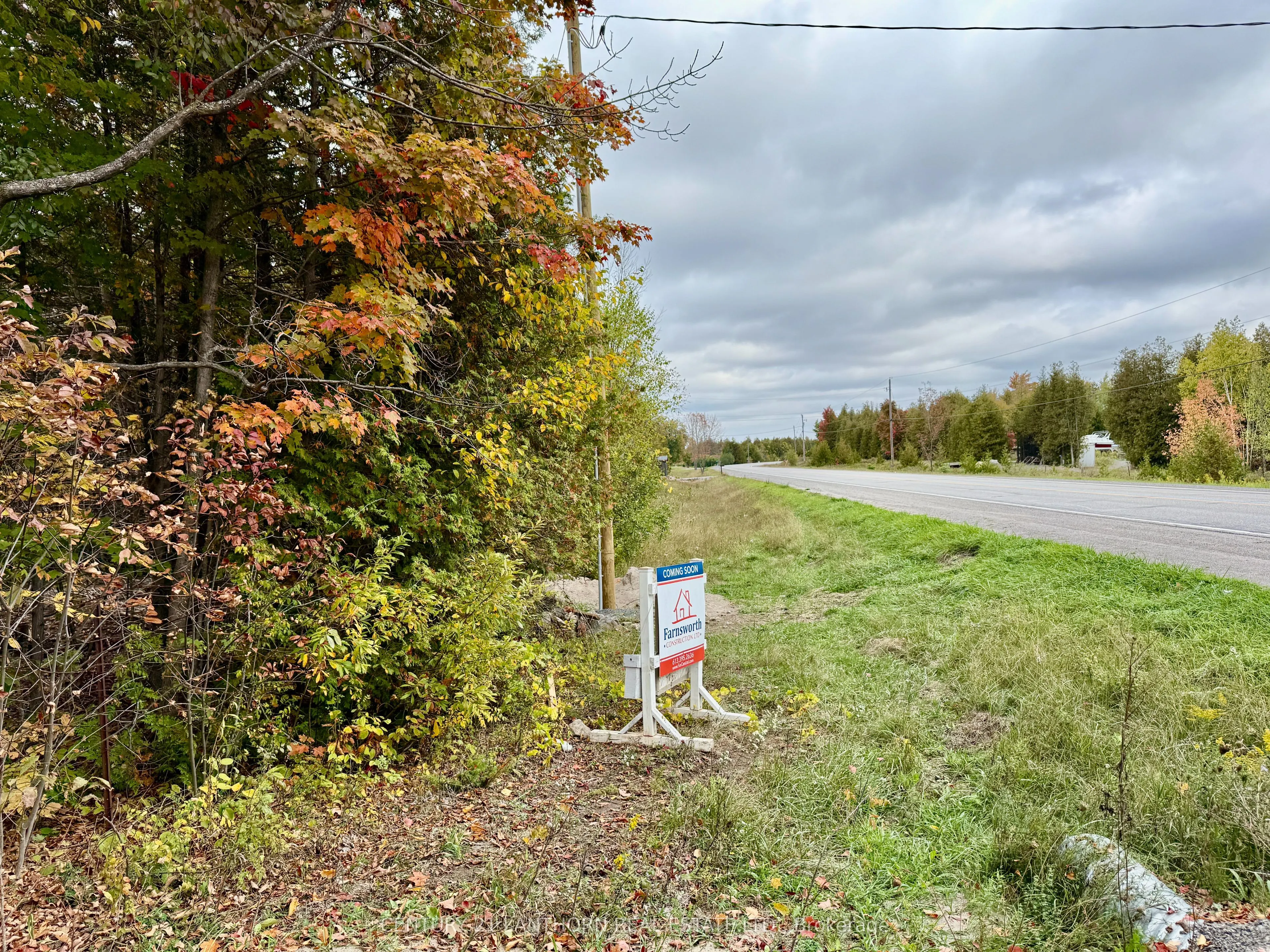 1039 Crookston Road