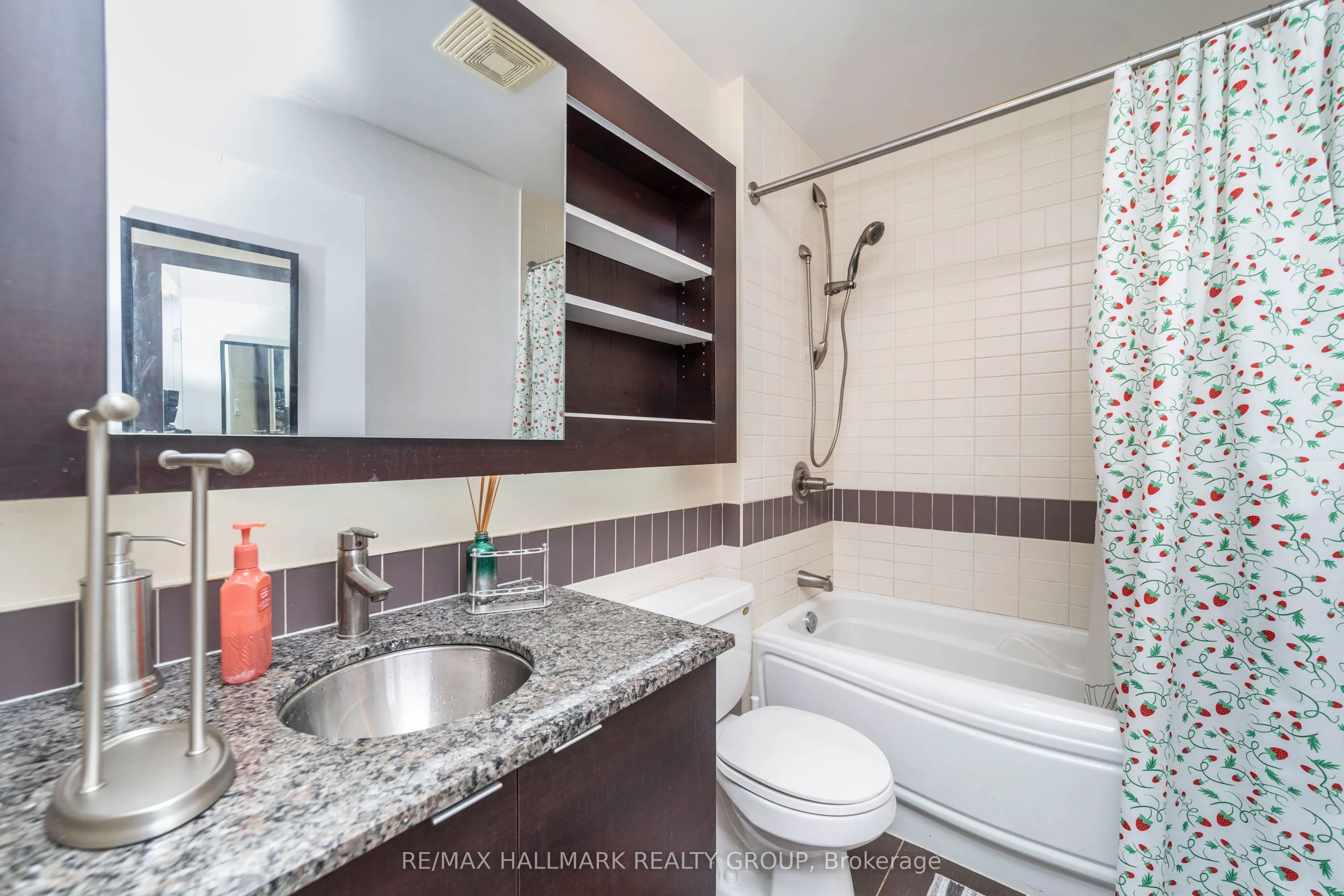 324 LAURIER Avenue, #1907