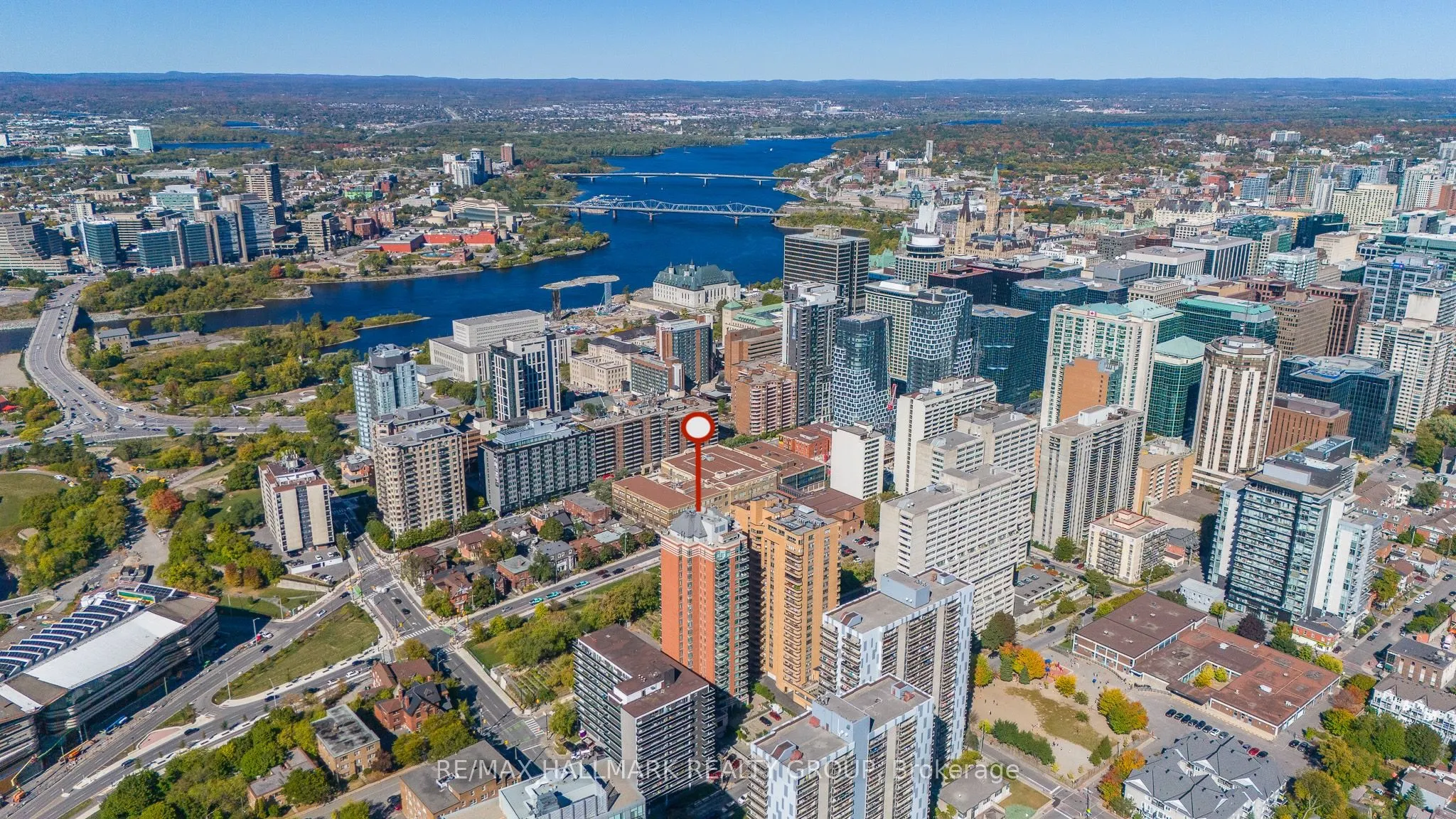 570 Laurier Avenue W, #2202