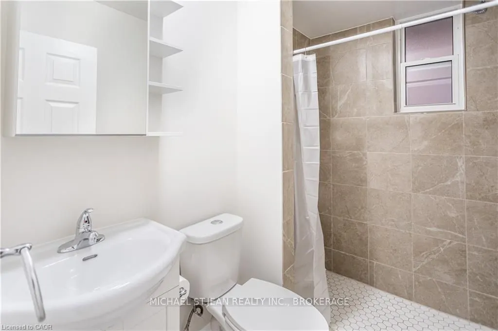 297 Mary Street N, #1