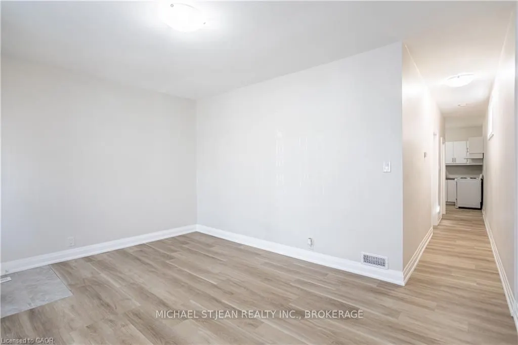 297 Mary Street N, #1