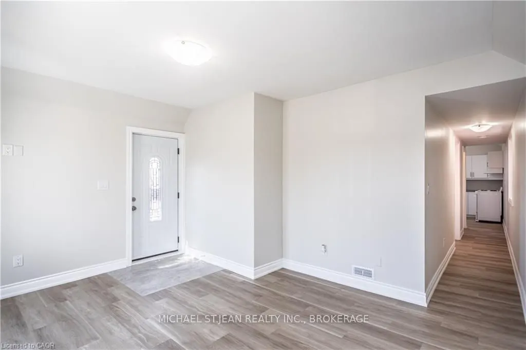 297 Mary Street N, #1