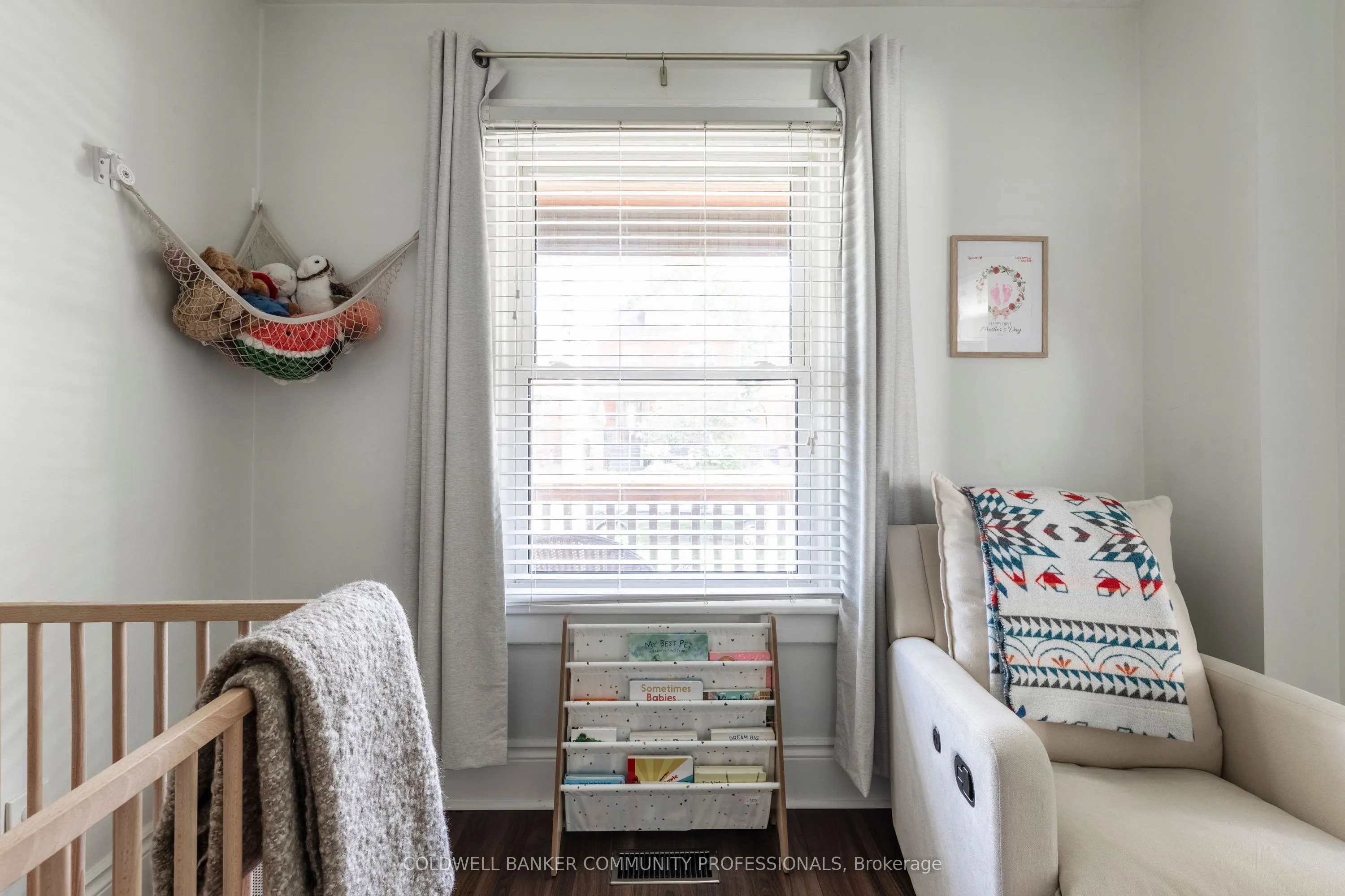68 Graham Avenue S