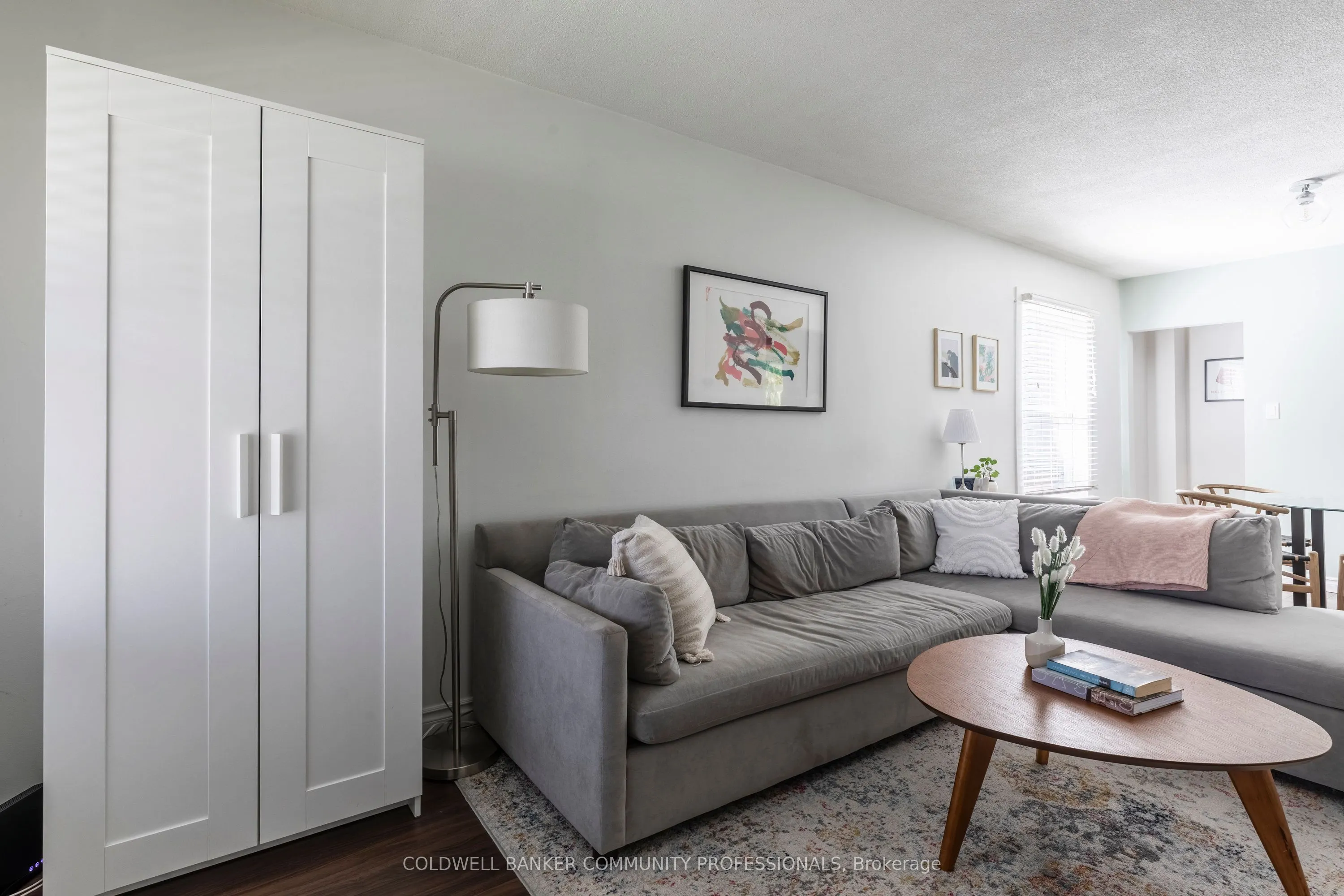 68 Graham Avenue S