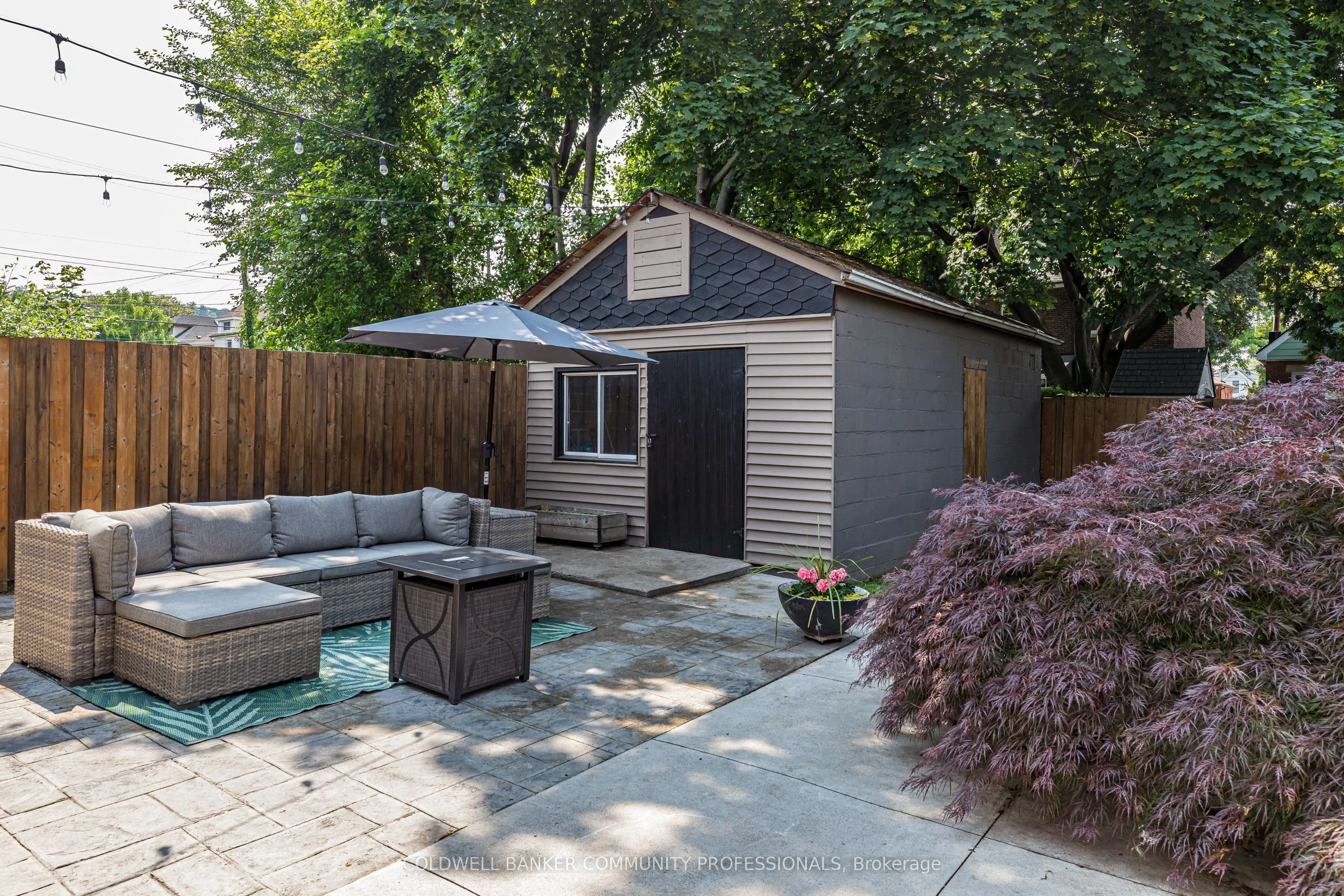 68 Graham Avenue S