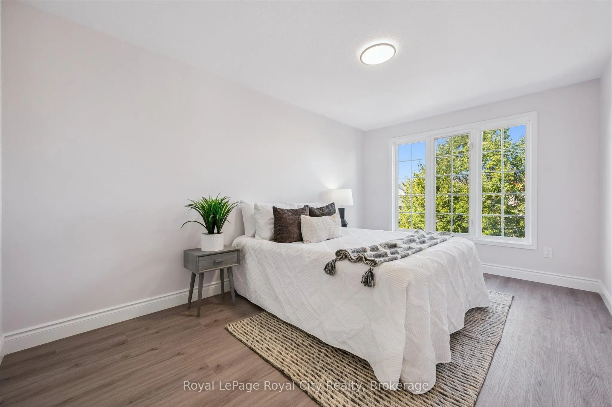 130 Silurian Drive