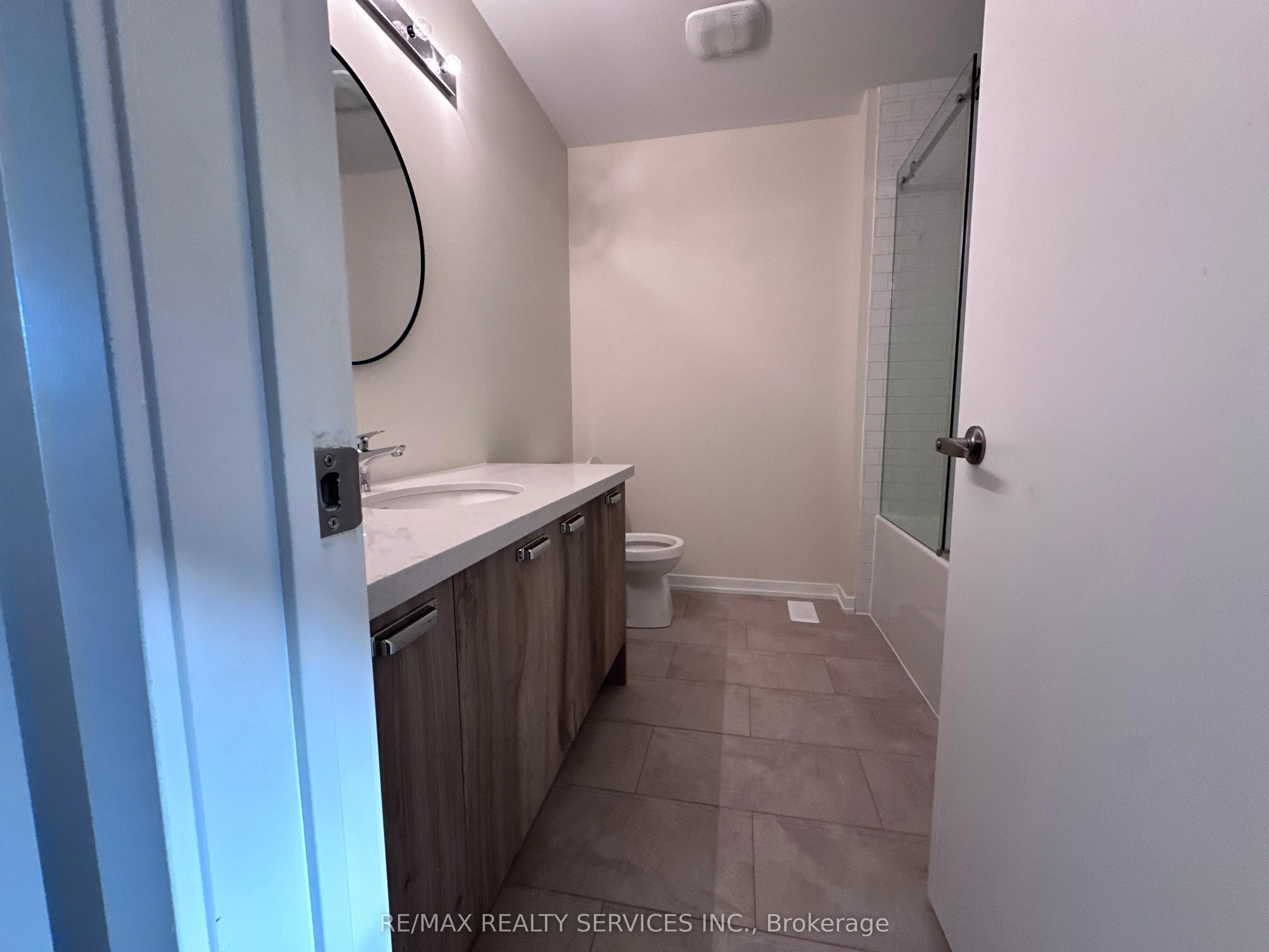 23 Radium Lane