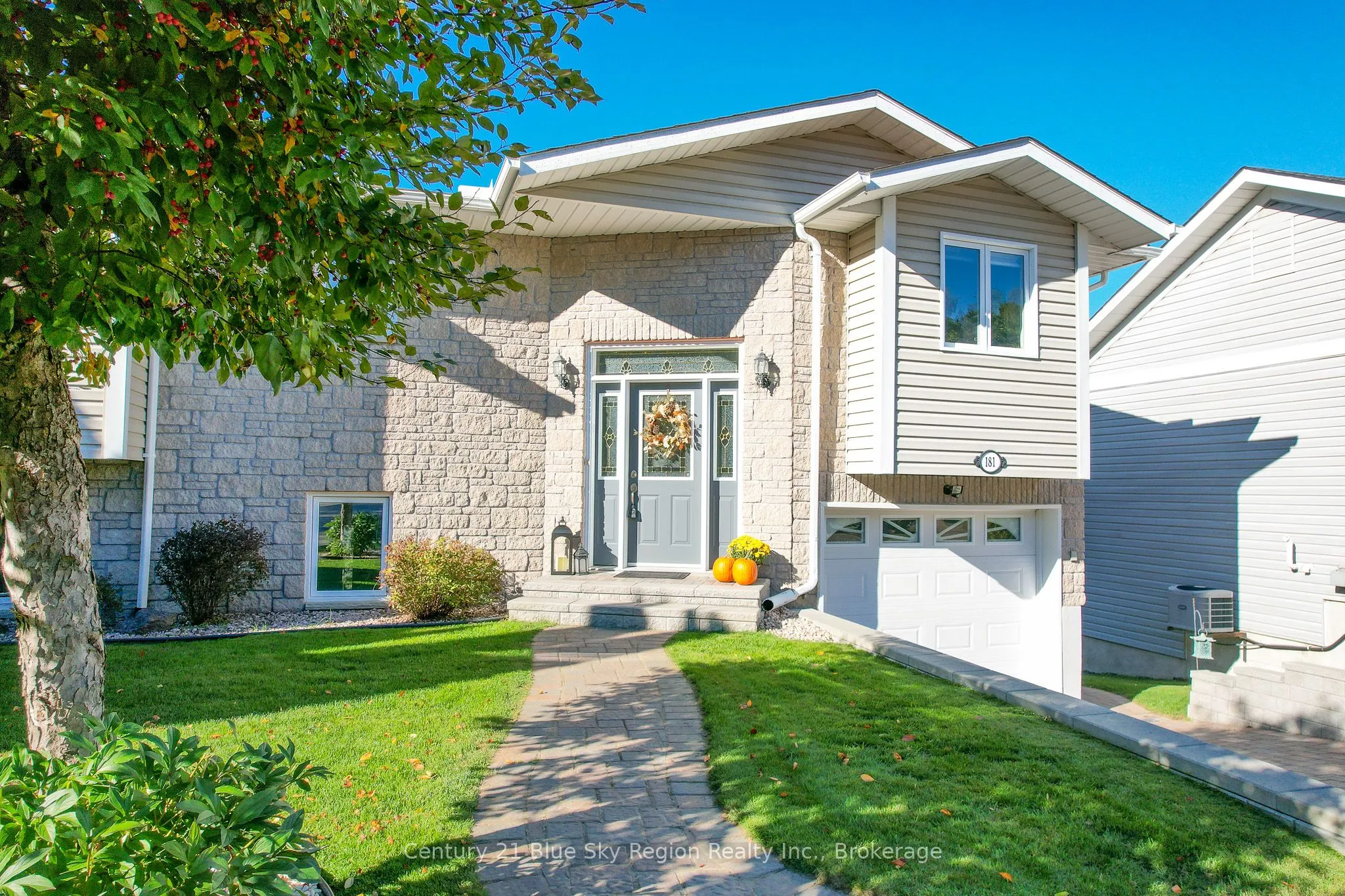 181 Pleasantview Place