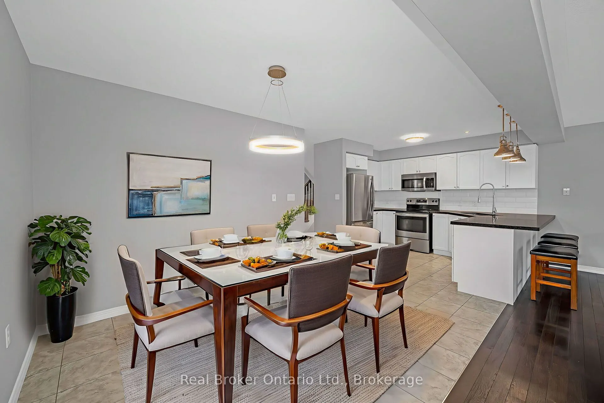 23 Bellflower Boulevard