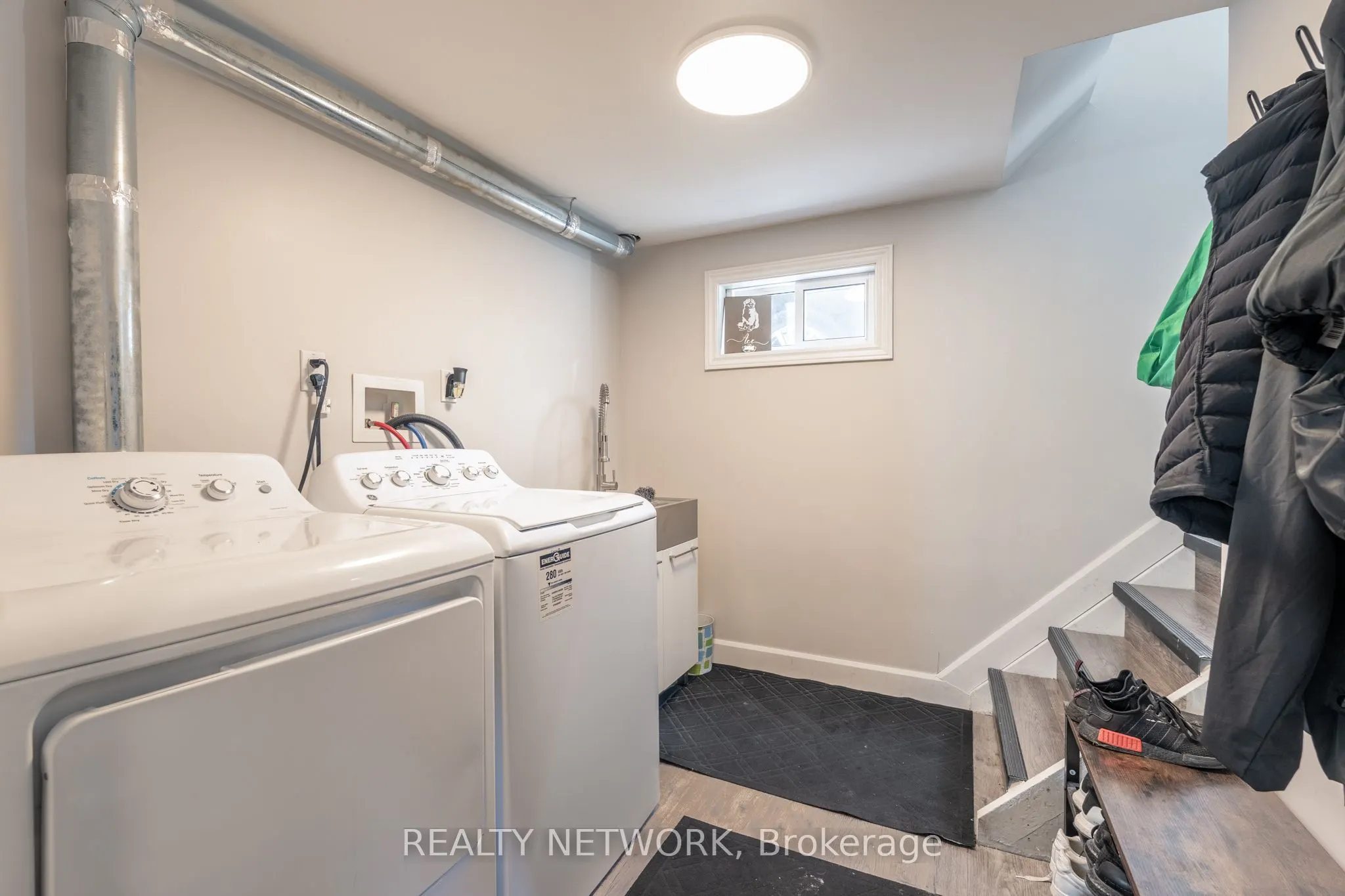 716 Upper Ottawa Street