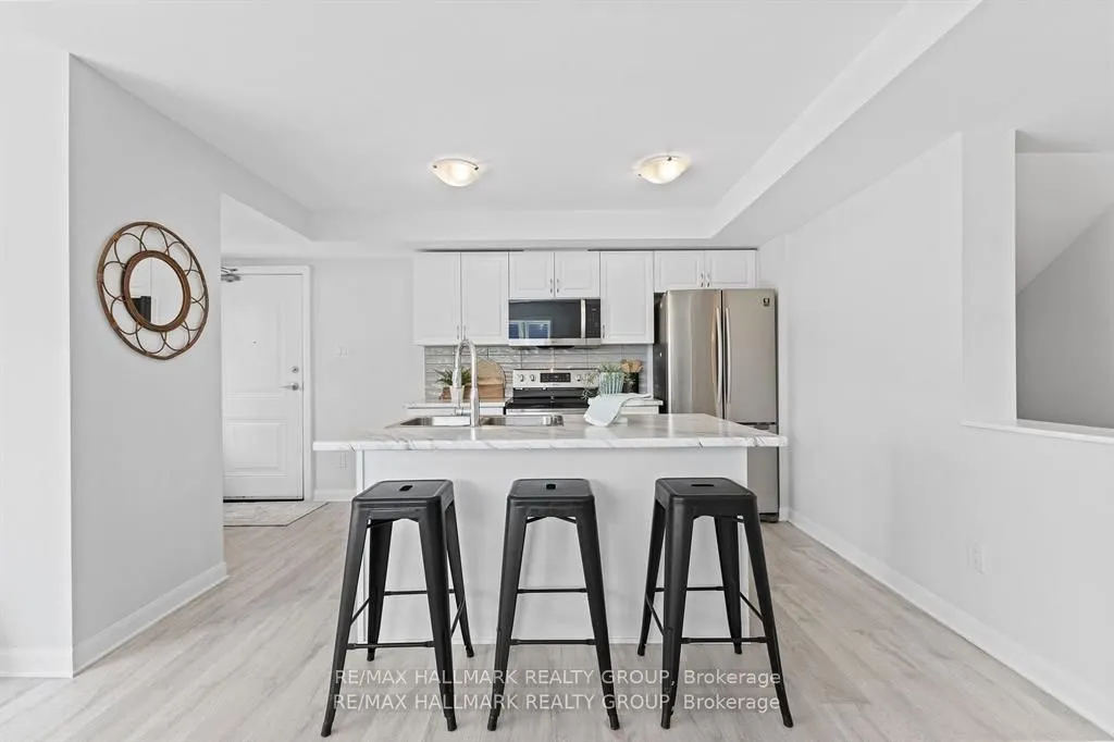 706 Amberwing Private, #Unit D