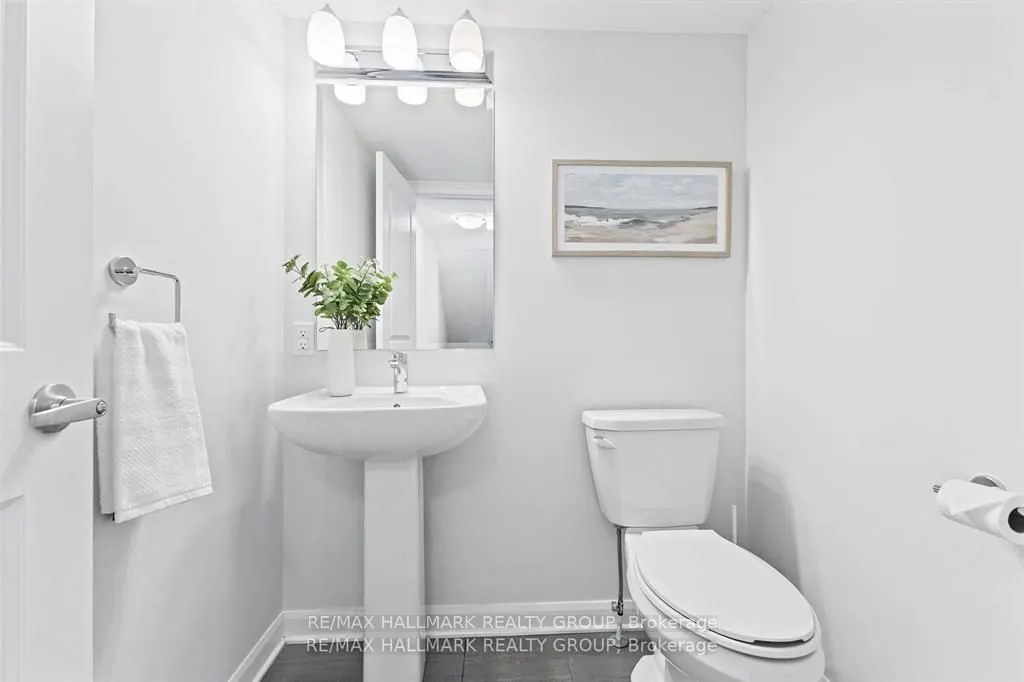 706 Amberwing Private, #Unit D