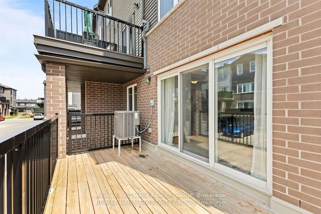 706 Amberwing Private, #Unit D