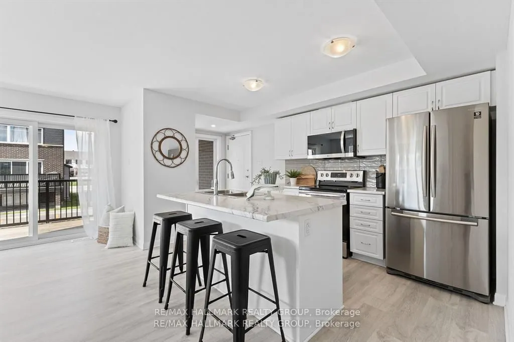 706 Amberwing Private, #Unit D