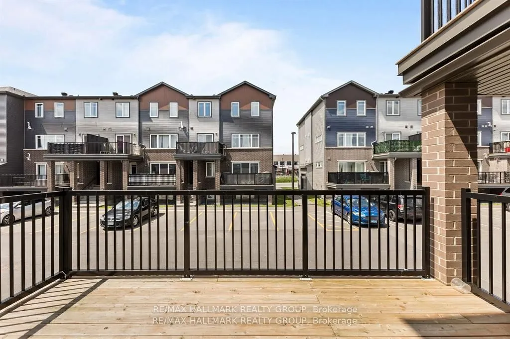 706 Amberwing Private, #Unit D